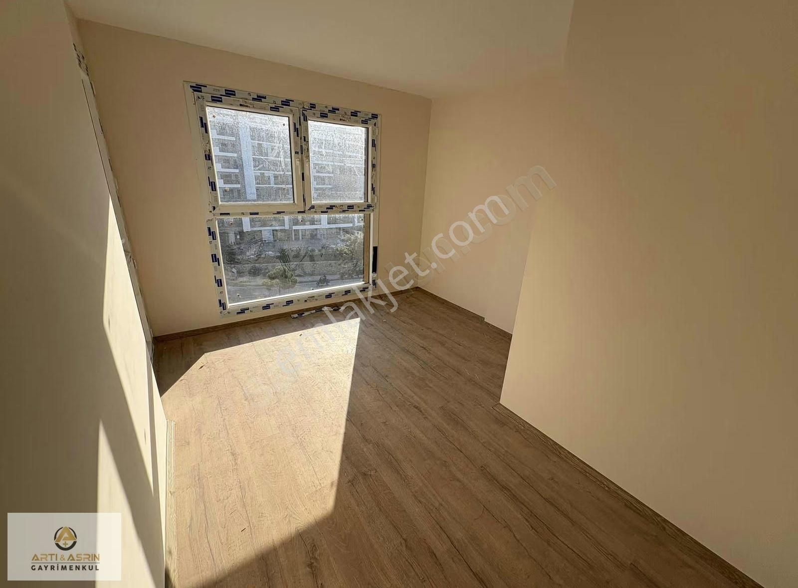 Kadınlar Denizi Mahallesi Yeni 2+1 Daire - Görsel 2