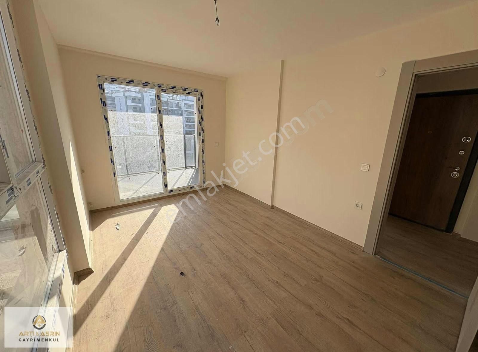 Kadınlar Denizi Mahallesi Yeni 2+1 Daire - Görsel 6