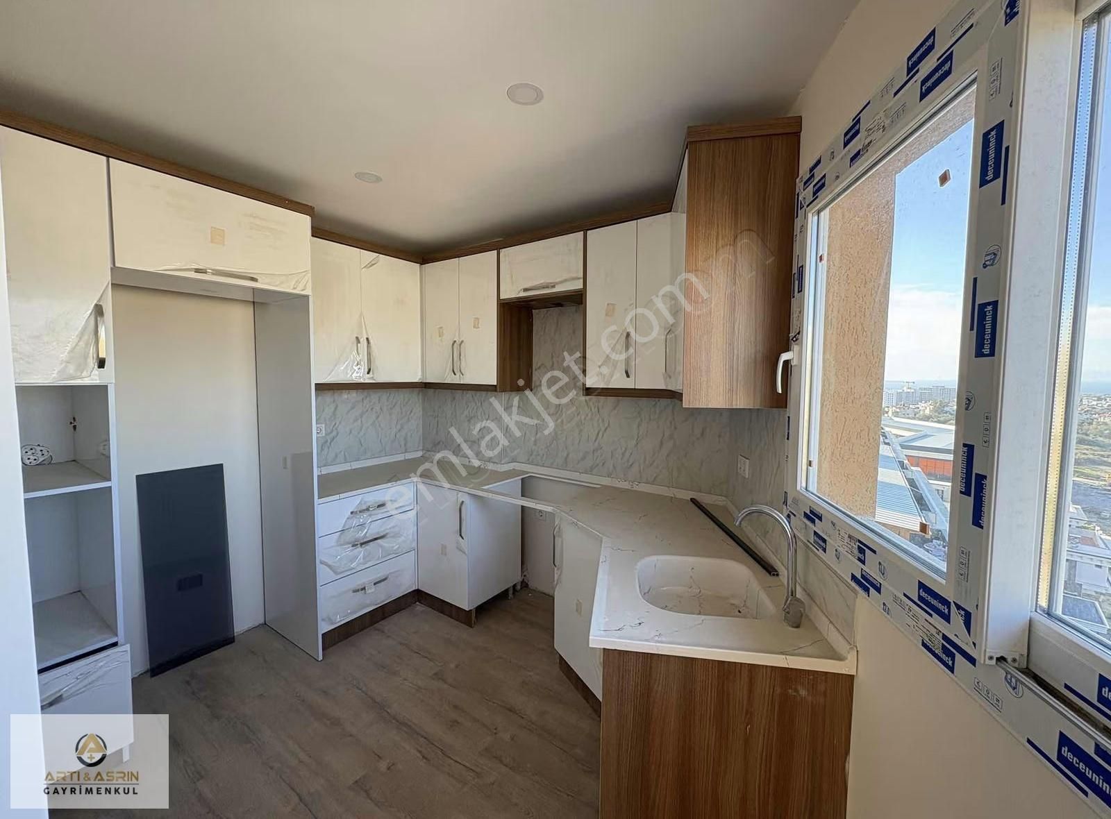 Kadınlar Denizi Mahallesi Yeni 2+1 Daire - Görsel 3