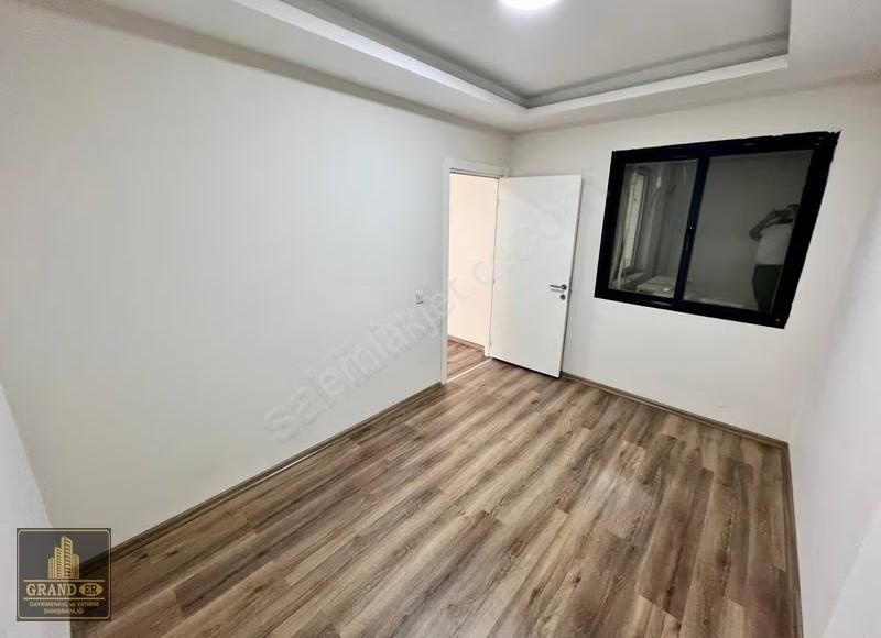 Akdeniz İhsaniye Mah De Eşyalı Geniş Kiralık 1+1 Ofis - Görsel 15