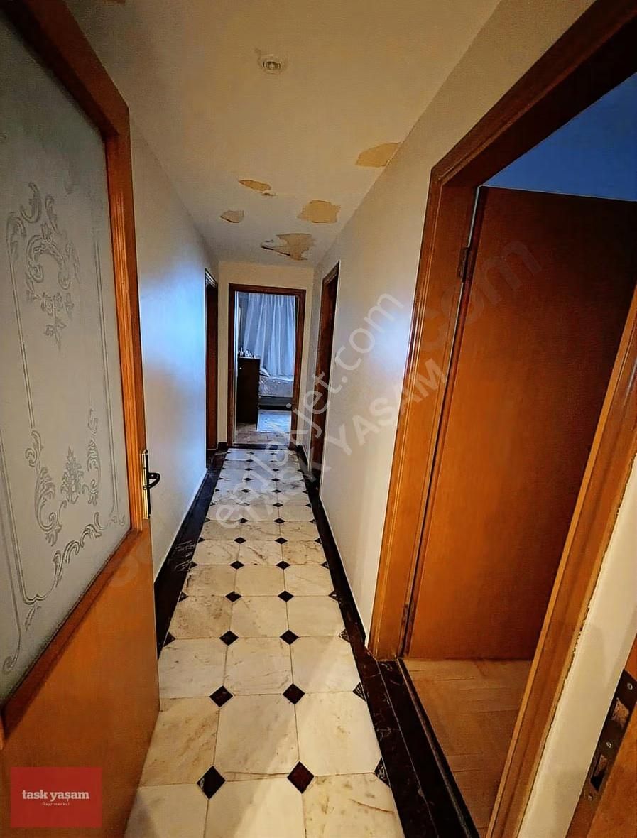 Beşiktaş Gayrettepede Geniş Metrekareli 4+1 Fırsat Daire - Görsel 7