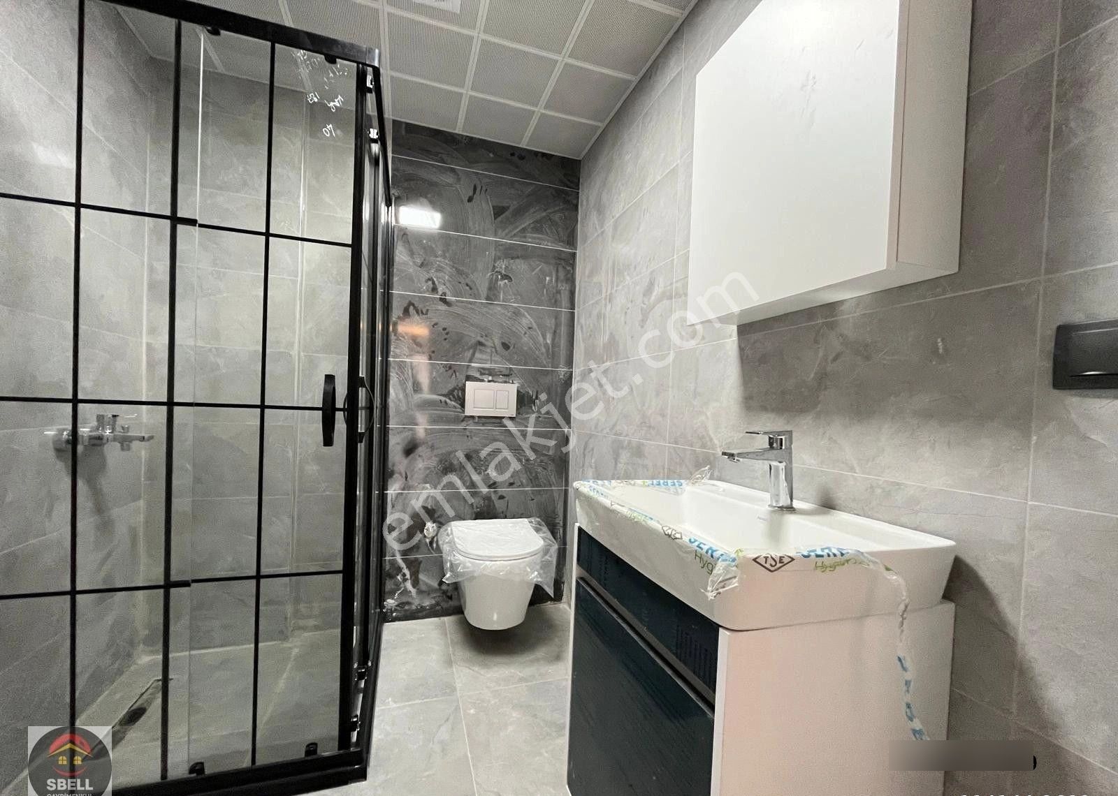 Sbell'den 7.cadde Yakını Yeni Binada 2.katta Ön Cephede Lüks 1+1 - Görsel 6