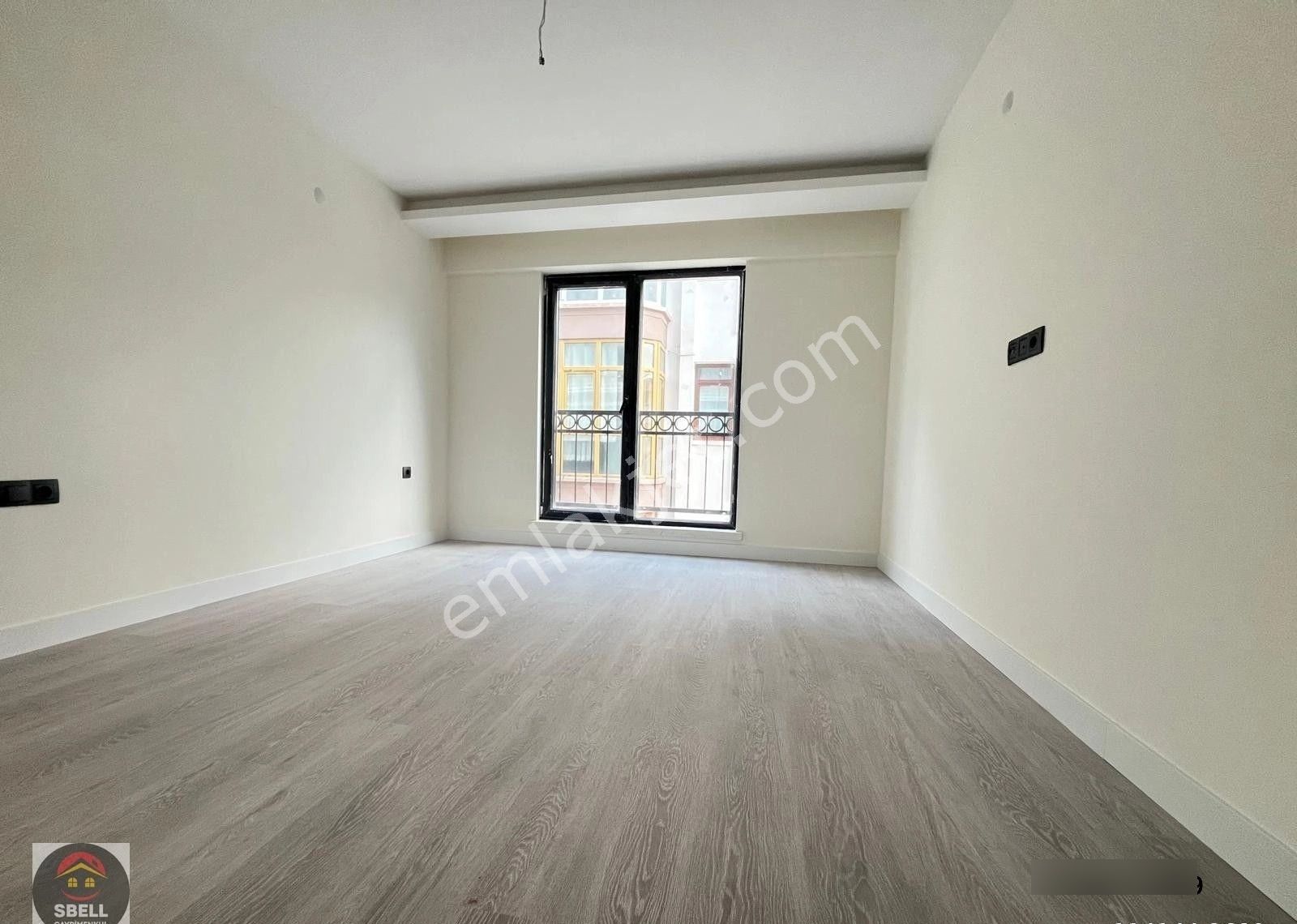 Sbell'den 7.cadde Yakını Yeni Binada 2.katta Ön Cephede Lüks 1+1 - Görsel 7