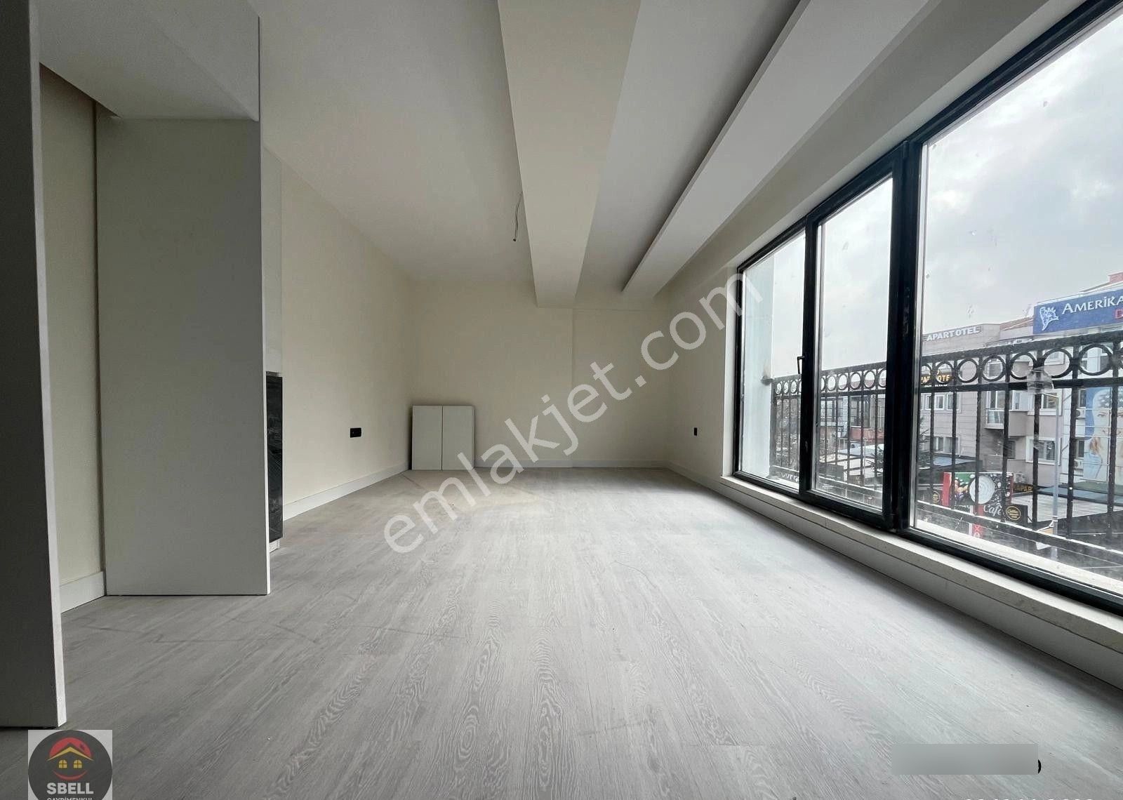 Sbell'den 7.cadde Yakını Yeni Binada 2.katta Ön Cephede Lüks 1+1 - Görsel 16