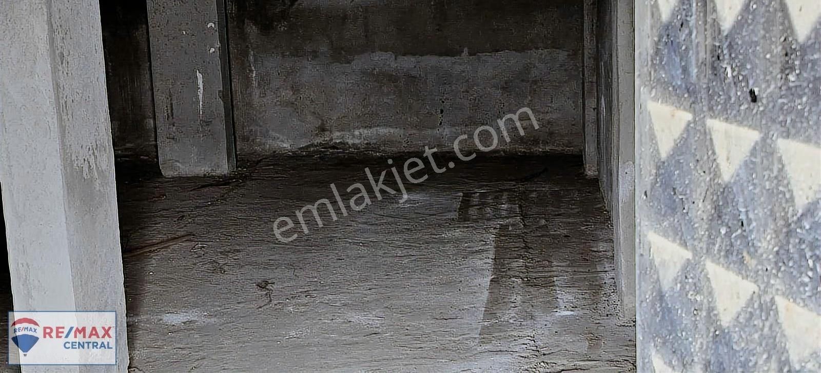 Remax Central'dan Merkezde Lokasyon Olarak Değerli Kiralık Depo - Görsel 2