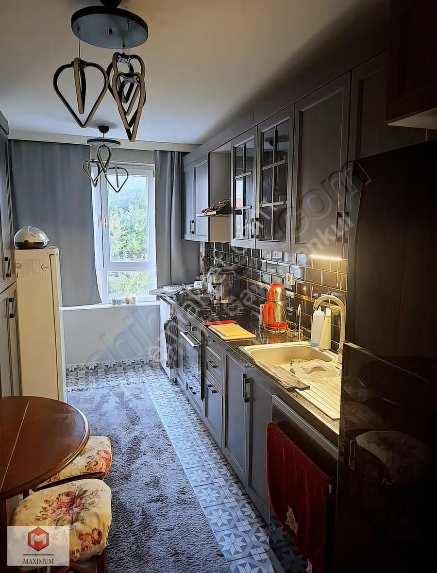 Başakşehir Başakpazar Karşısı Piramit Çarşı Yanı 3+1 Full Yapılı