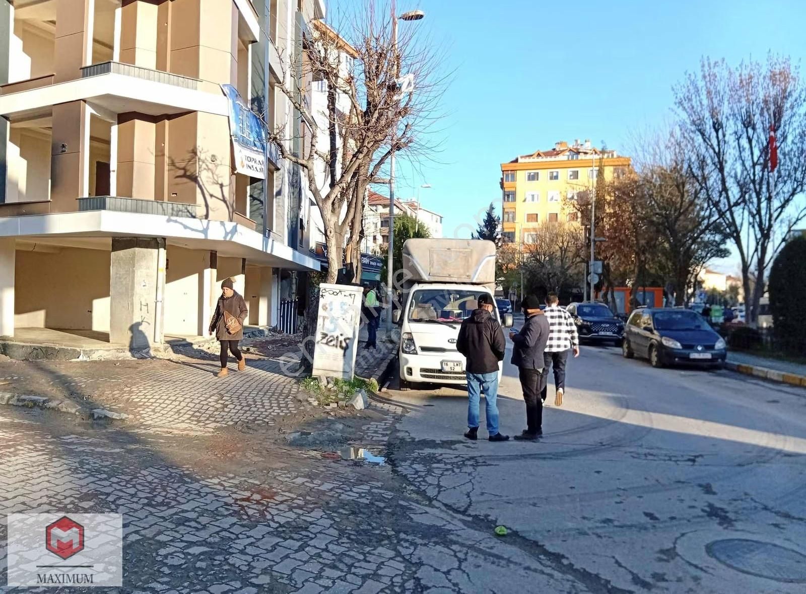 B.evler Yayla Yakını Sıfır Binada Cadde Üzeri 2 Katlı 300 M2 - Görsel 29