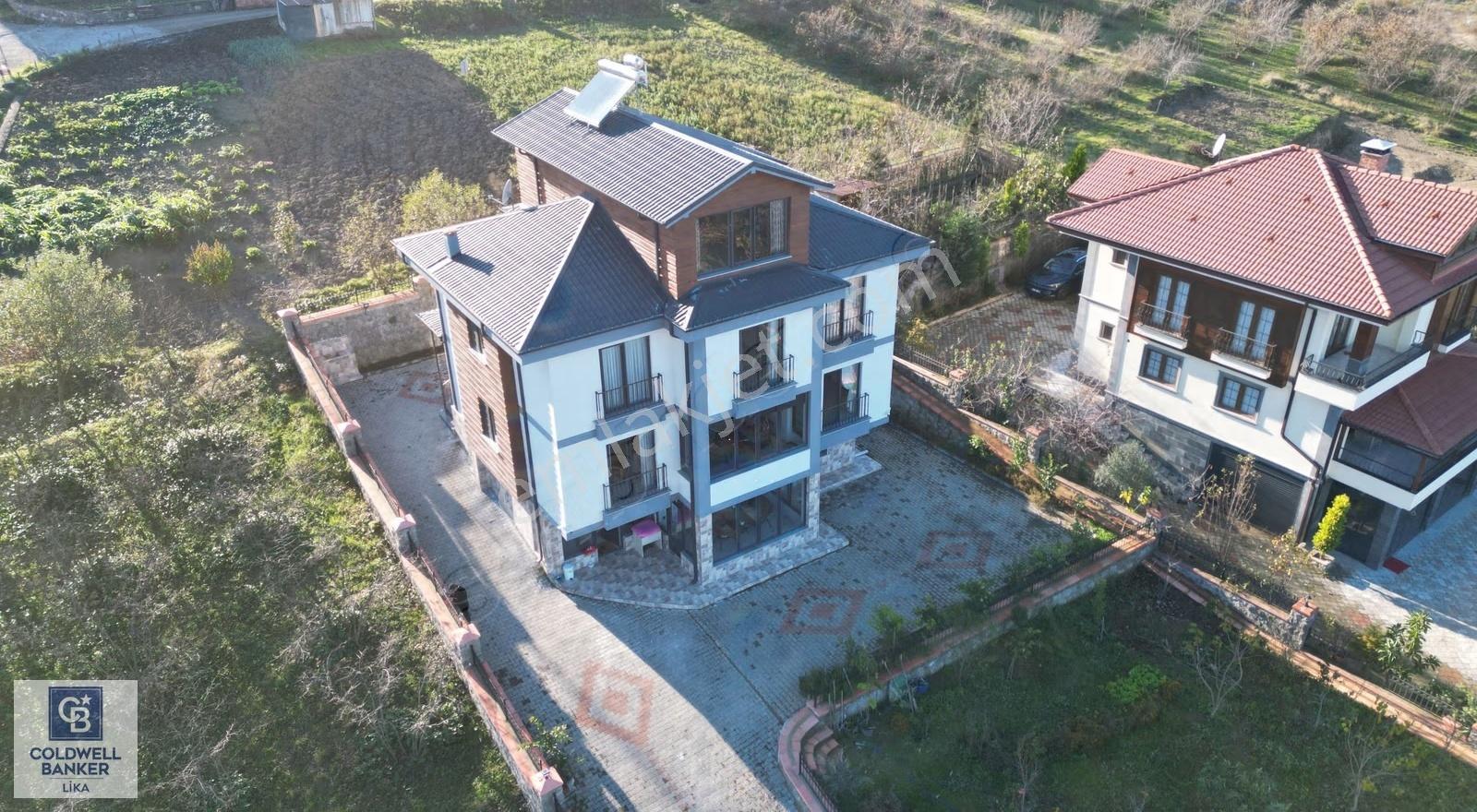 Akyazı'da Denizle Manzaralı Sıfır Satılık Villa - Görsel 17