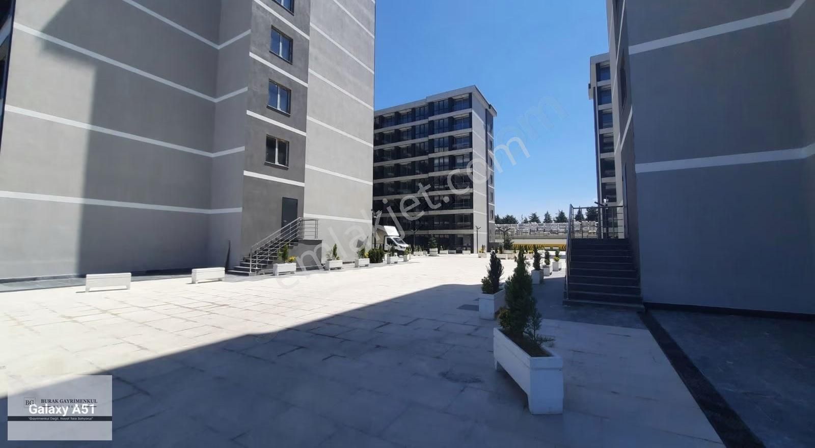 İpektaş Cadde Projesinde Köşebaşı 1+1 6.katta Daire - Görsel 14