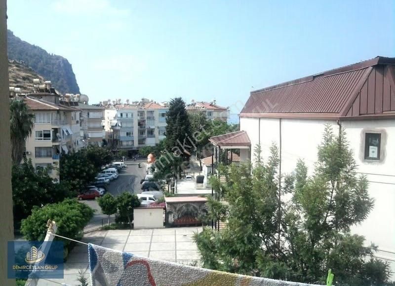 Damlataş Kale Manzaralı Daire - Görsel 6