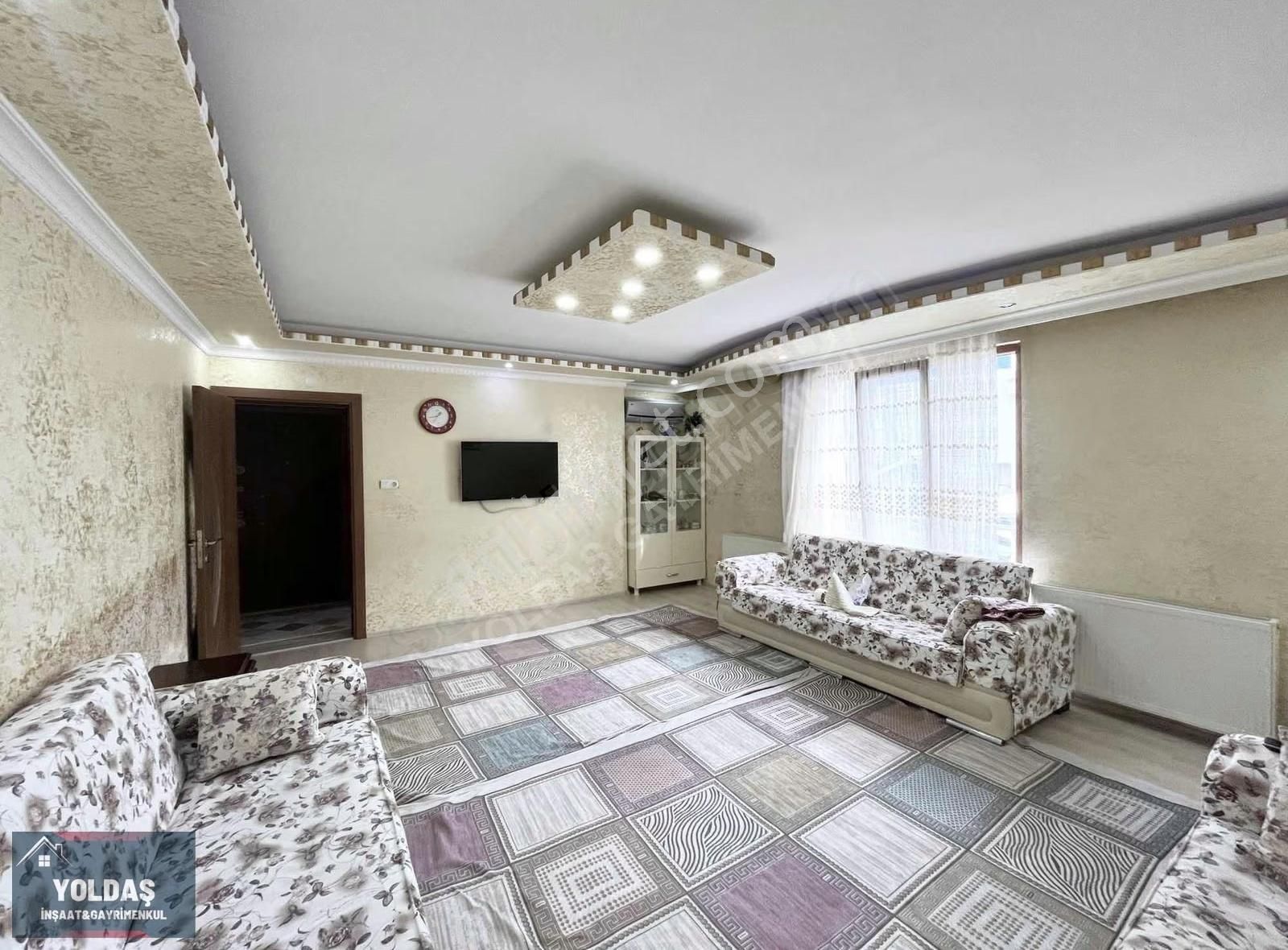 Yoldaş İnş Satılık 3+1 12 Yaşında 125 M2 2.kat Daire - Görsel 13