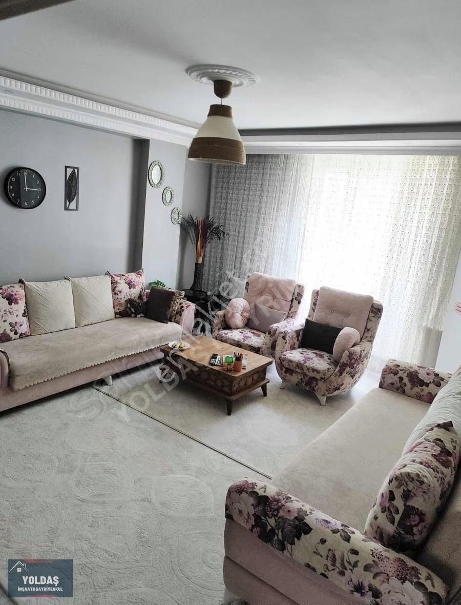 Yoldaş İnş Acil Satılık 2+1 85 M2 1.kat 5 Yaşında Daire - Görsel 5