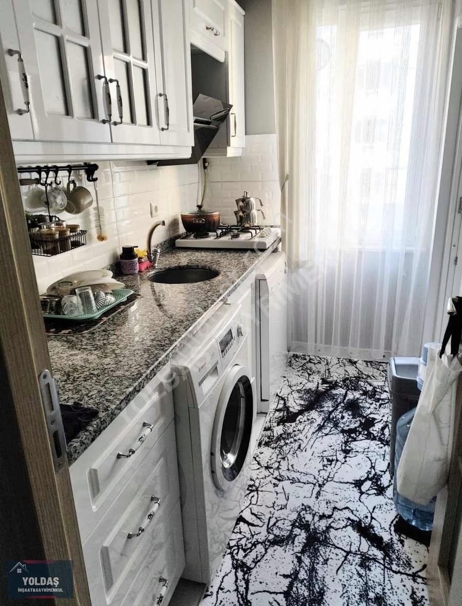 Yoldaş İnş Acil Satılık 2+1 85 M2 1.kat 5 Yaşında Daire - Görsel 22