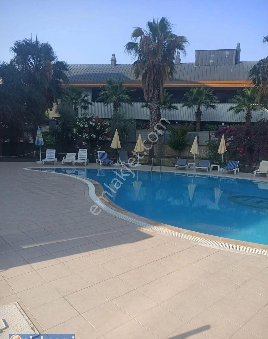 Emlaknomi'den Alanya Avsallarda Denize Sıfır Satılık 2+1 Ara Kat Daire - Görsel 2