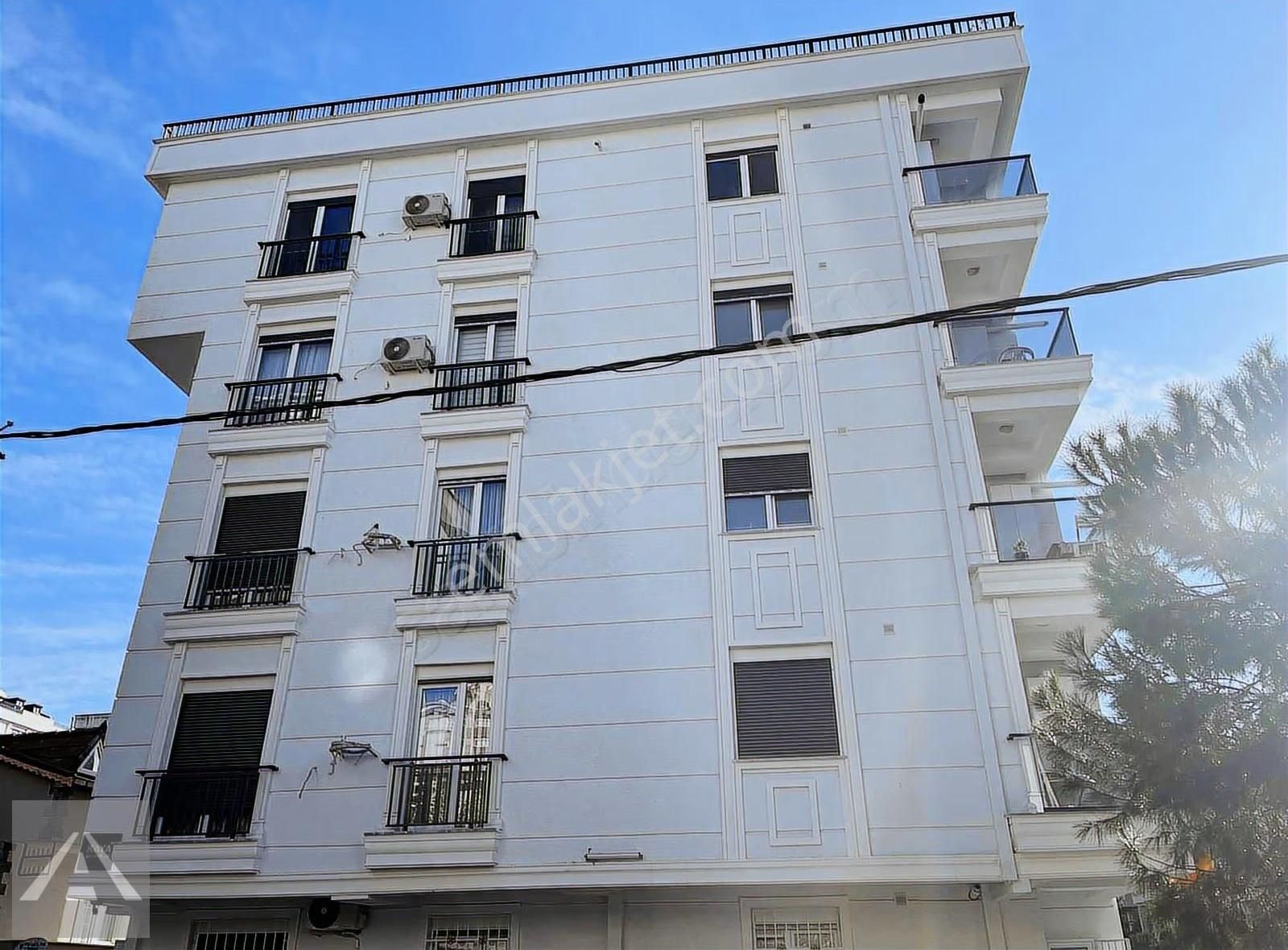 Maltepe Cevizlide Metroya Yakın Arakat 3+1