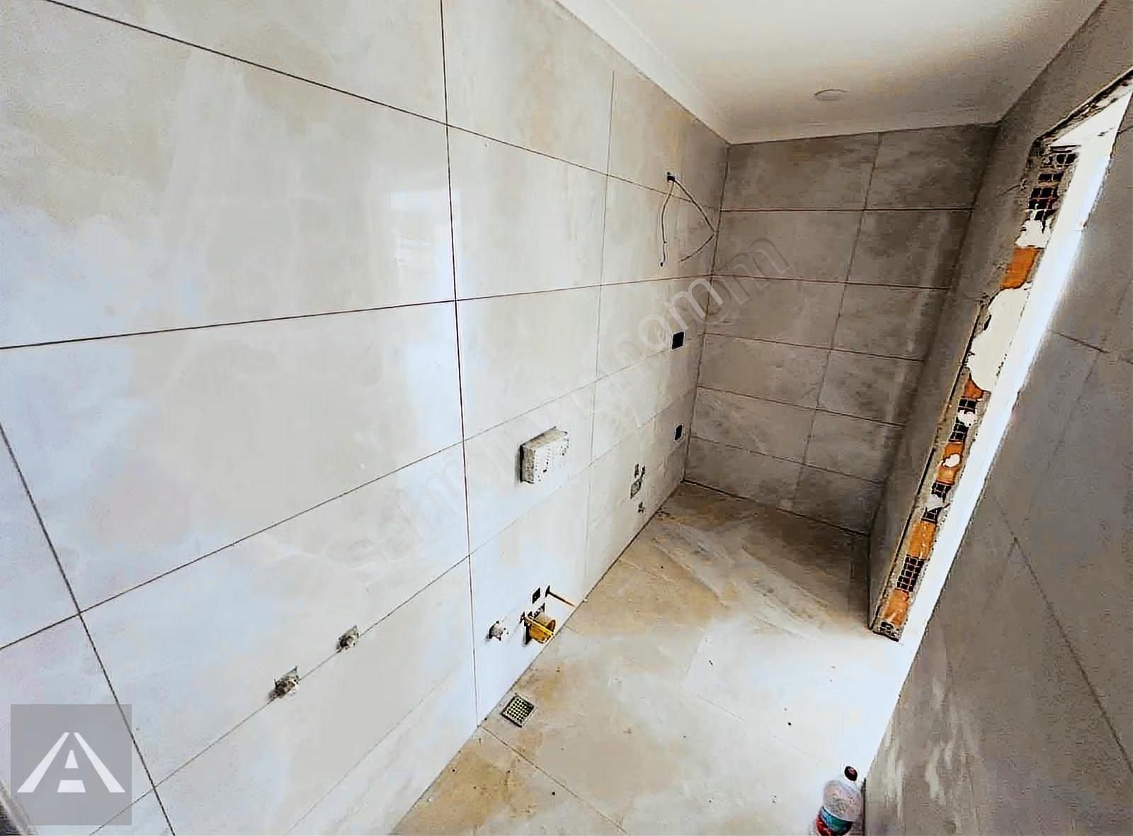 Küçükyalı'da Katta Geniş M2 Sahip Ulaşımı Kolay 2+1 - Görsel 3