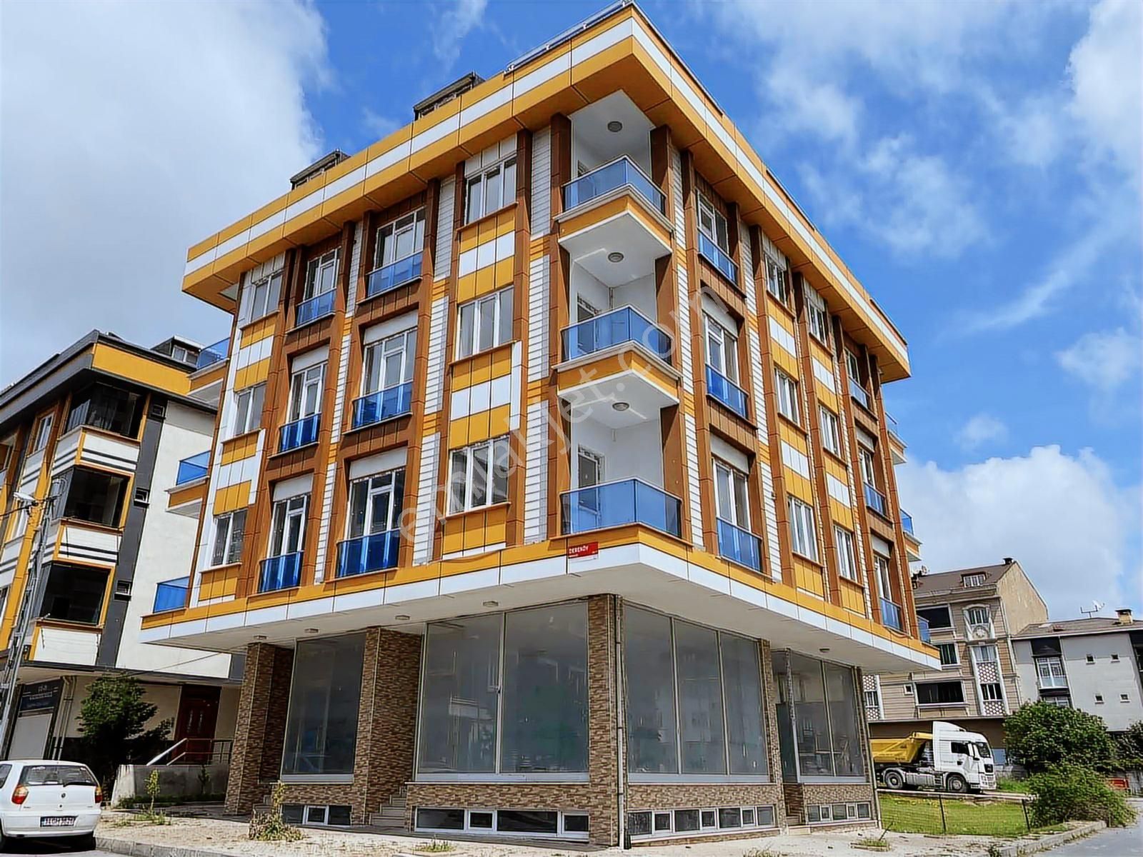 Bolluca Meydan'da 60mt2 Kiralık Sıfır İş Yeri