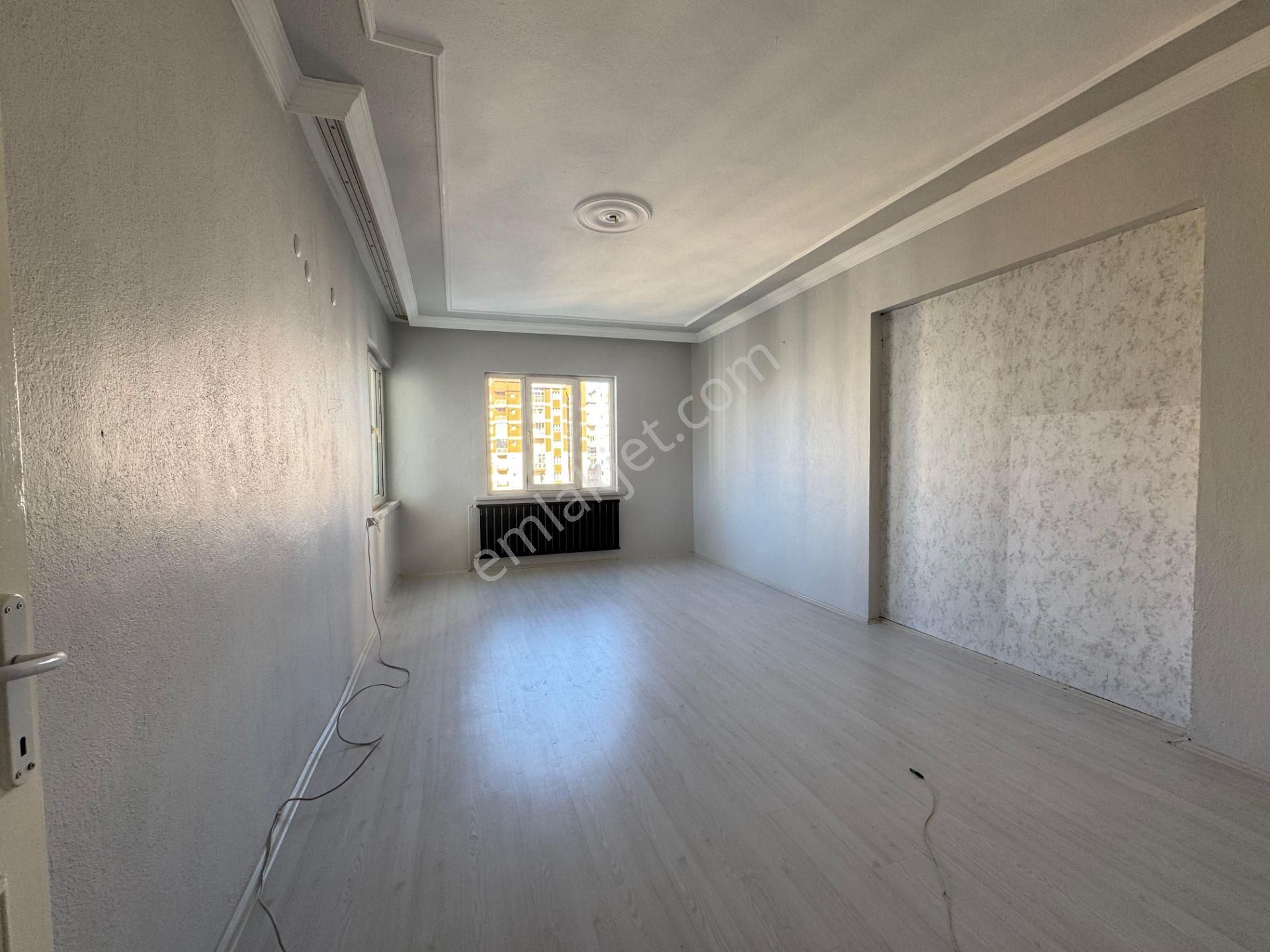 Mimsinde Cadde Kenarı Bireysel Kombili 3+1 Kiralık Daire - Görsel 4