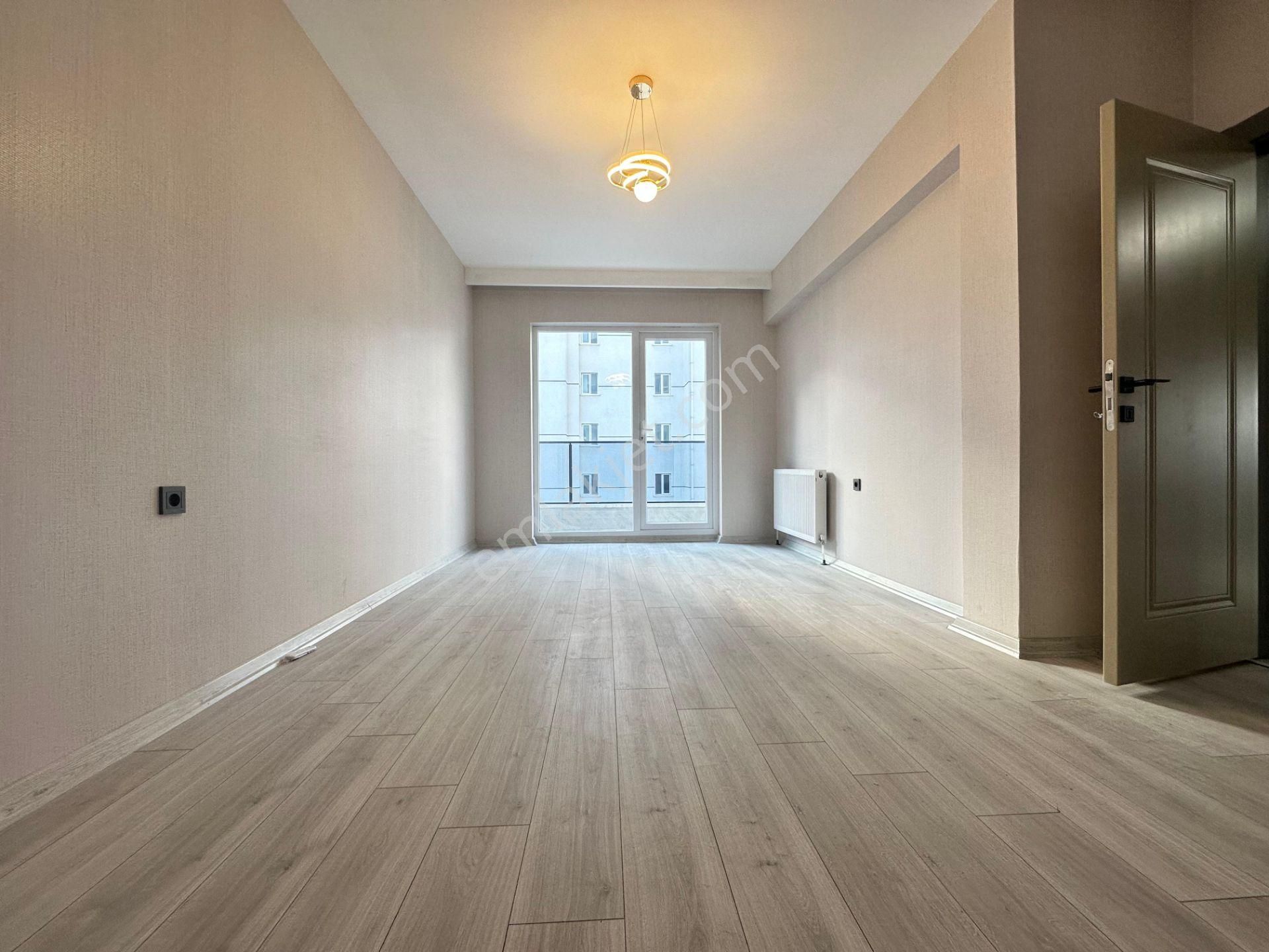 Pursaklar Saray Mehmet Zengin Emlak'tan Hastane Yakını Otoparklı 2.kat 4+1 Sitede Daire - Görsel 19