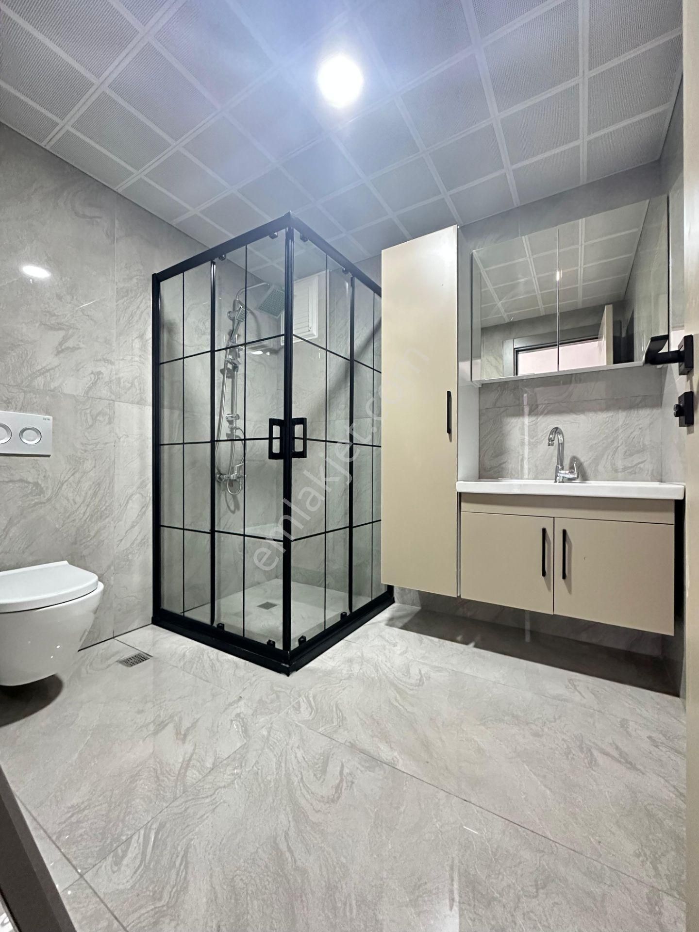 Pursaklar Saray Mehmet Zengin Emlak'tan Hastane Yakını Otoparklı 2.kat 4+1 Sitede Daire - Görsel 37