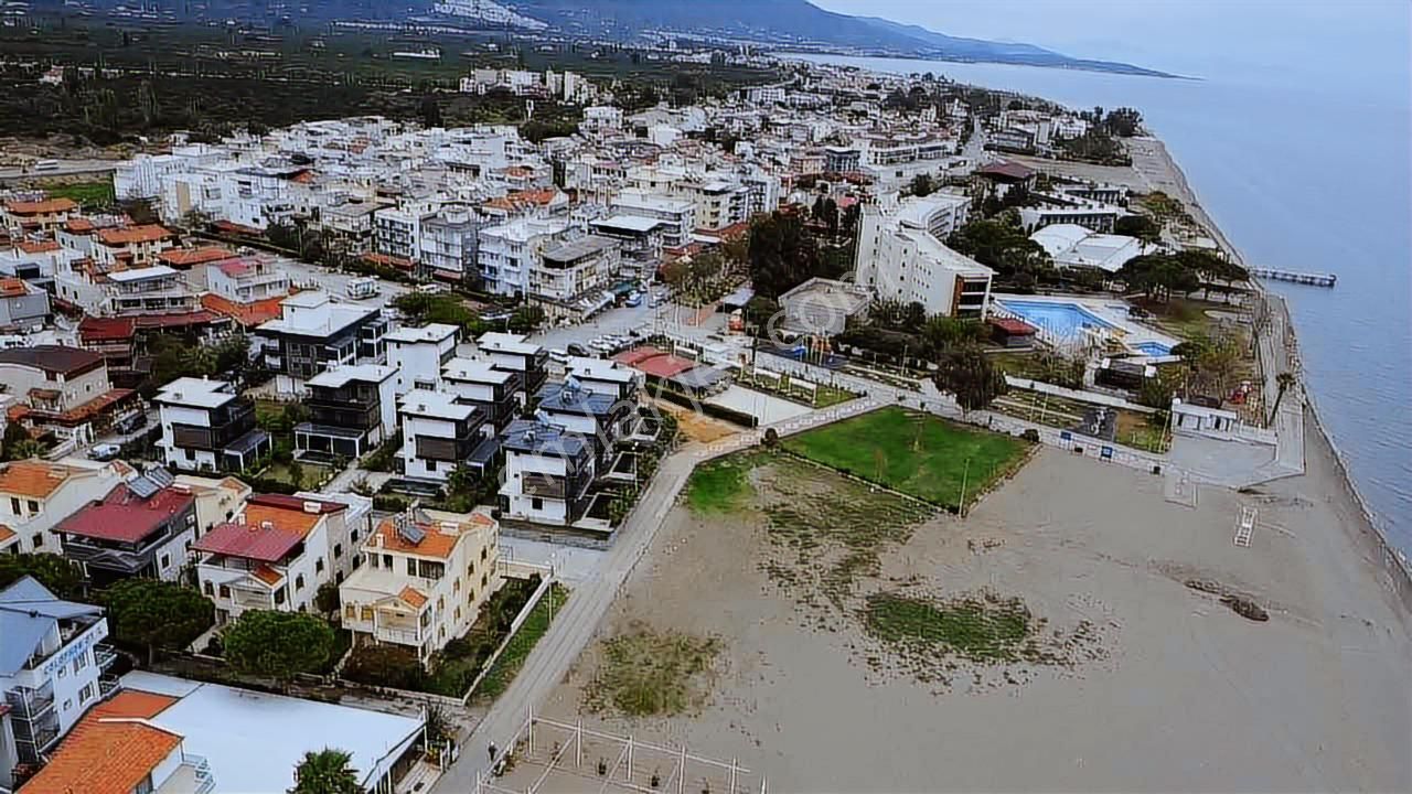 Gümüldürde Denize Sıfır 3+1 Tripleks Lüks Villa - Görsel 4