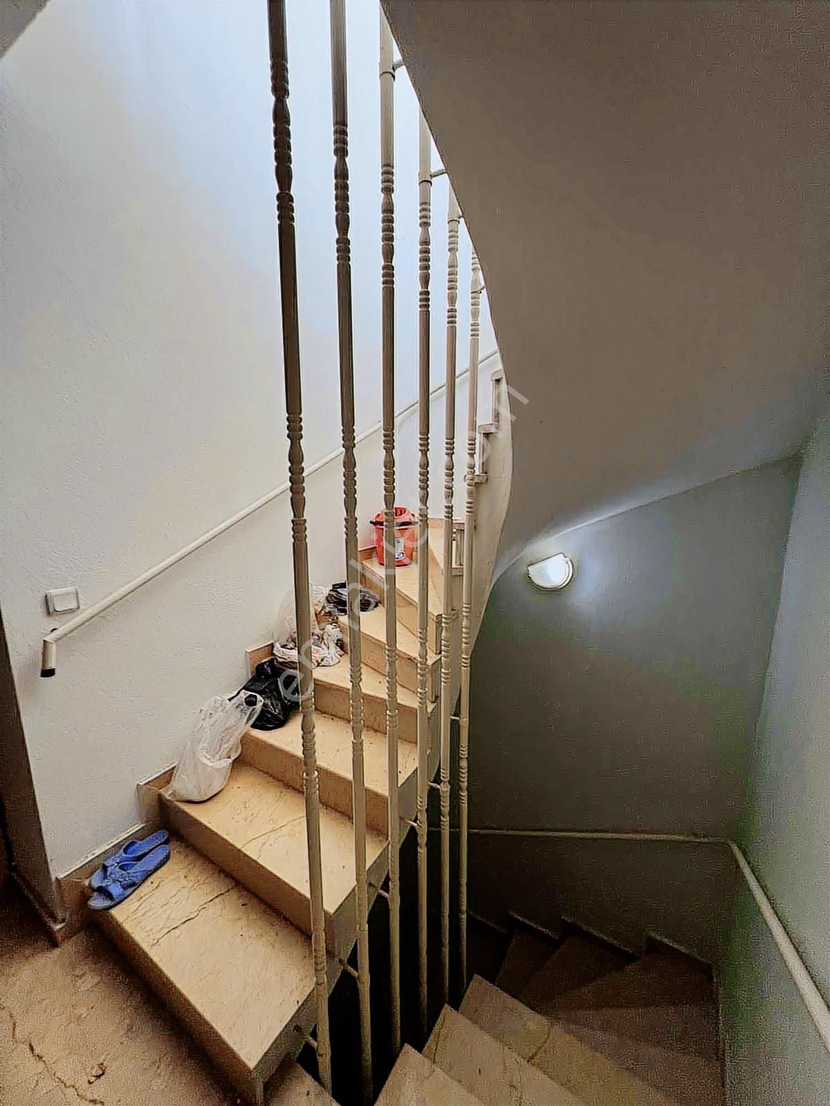 Gümüldürde Denize Sıfır 3+1 Tripleks Lüks Villa - Görsel 21