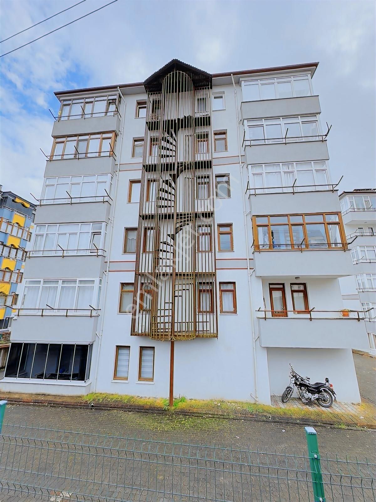 Merkez Orduyeri Satılık Site İçinde Geniş Ön Cephe 3+1 Daire - Görsel 11