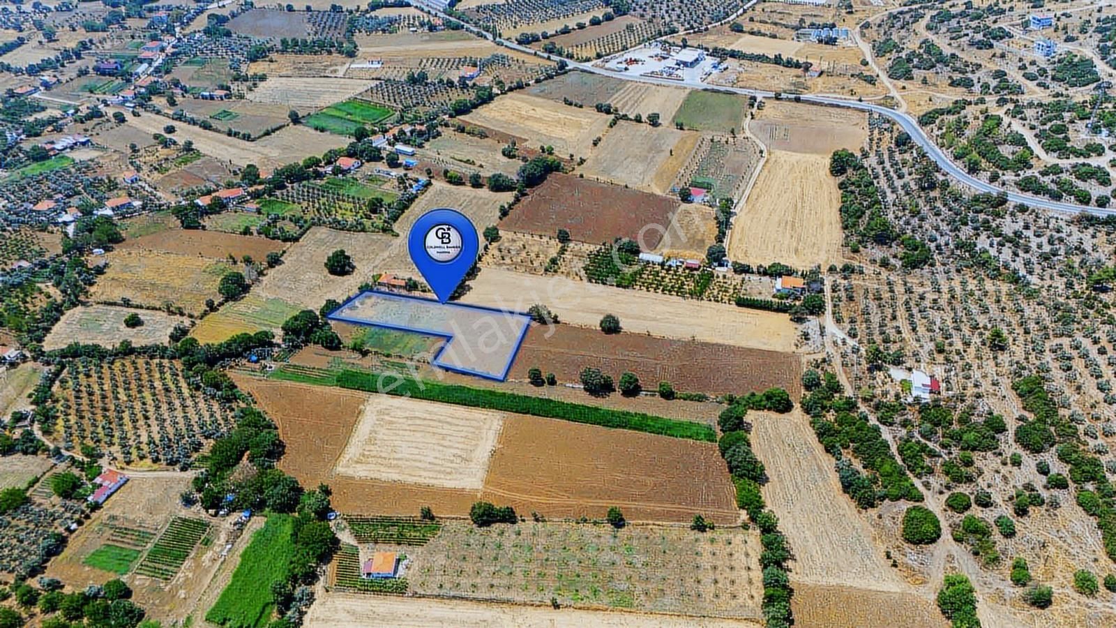 Yerkesik'te Yerleşim Alanı İçinde Yatırımlık "tarla"
