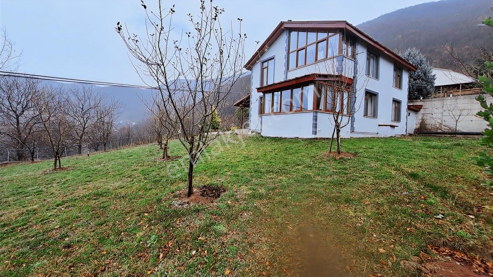 Kartepe Pazarçayırı Mah.eşyalı Satılık Bahçeli Müstakil Ev - Görsel 4