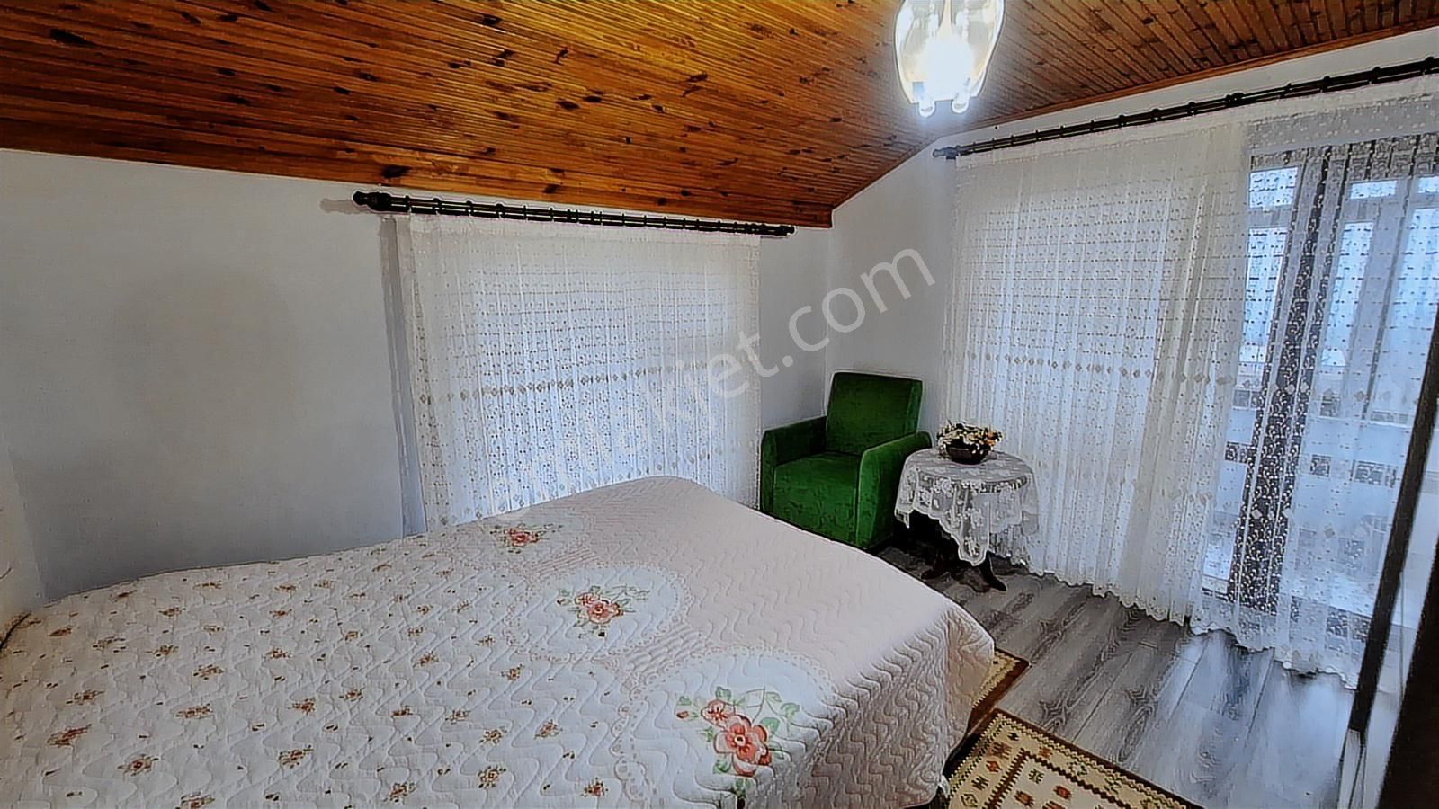 Kartepe Pazarçayırı Mah.eşyalı Satılık Bahçeli Müstakil Ev - Görsel 26