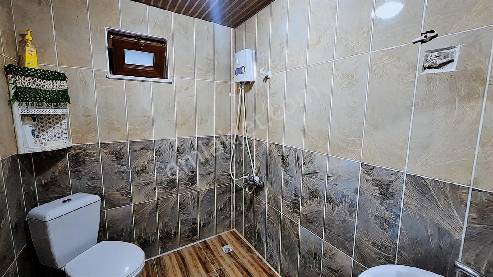 Kartepe Pazarçayırı Mah.eşyalı Satılık Bahçeli Müstakil Ev - Görsel 12