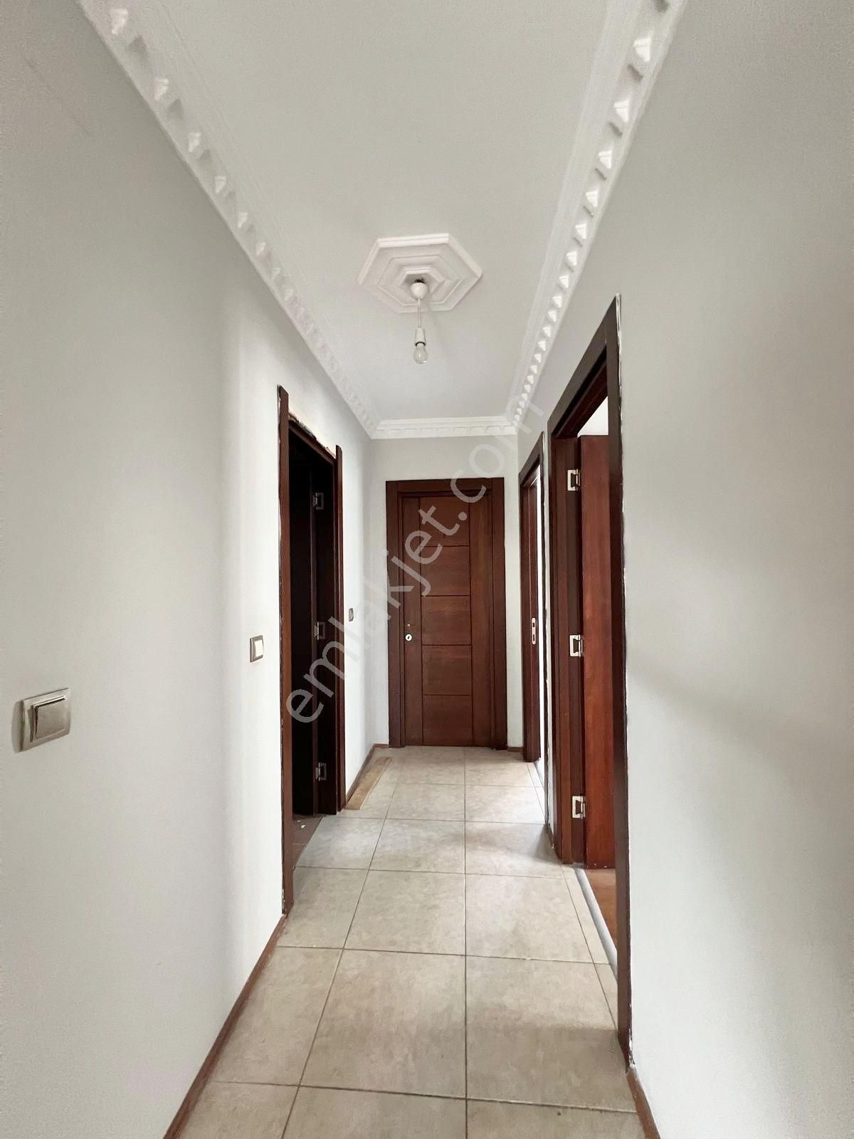 Türkmenbaşı_groseri_civarı_3+1_giyinme_odalı_geniş_oturum_teras_balkonlu_d.gaz_tesisatı_hazır - Görsel 26