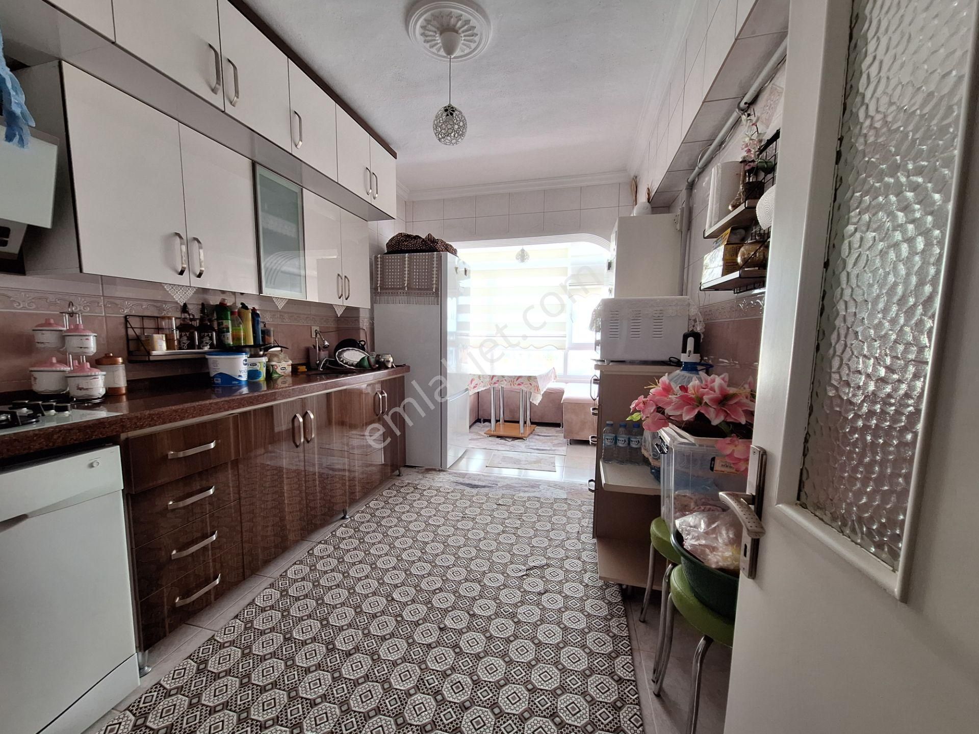 Kalecik Emlak'tan Merkezde Ara Kat Ebeveyn Banyolu 3+1 Daire - Görsel 4