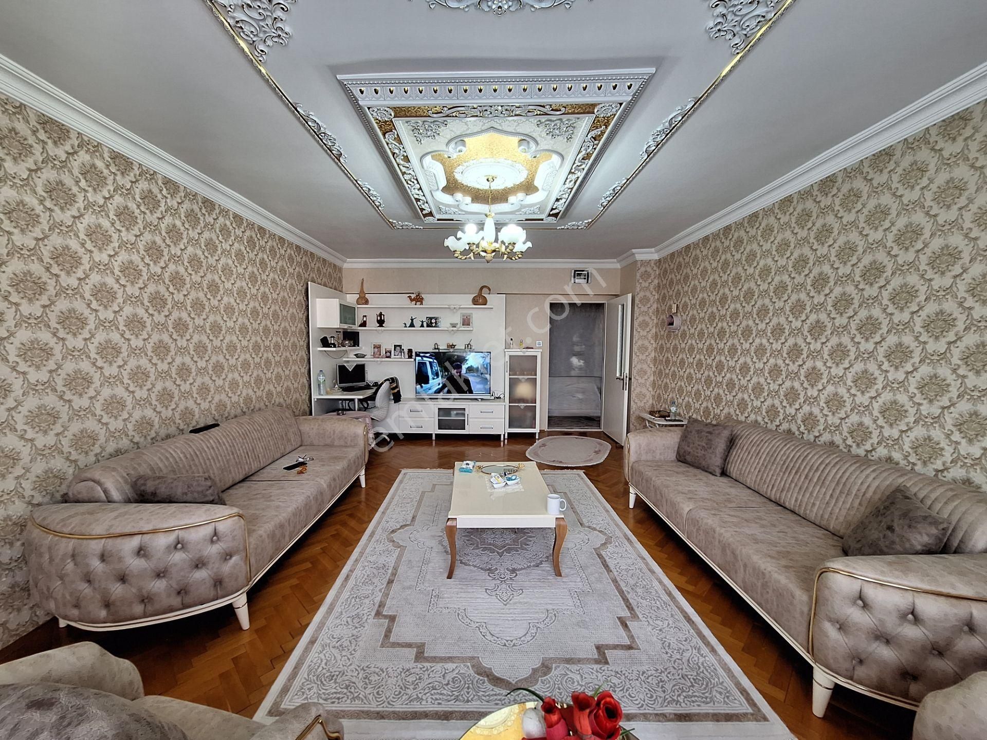 Kalecik Emlak'tan Merkezde Ara Kat Ebeveyn Banyolu 3+1 Daire - Görsel 6