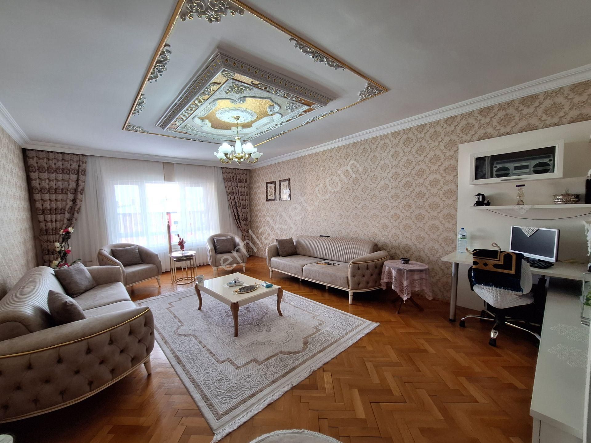 Kalecik Emlak'tan Merkezde Ara Kat Ebeveyn Banyolu 3+1 Daire - Görsel 9