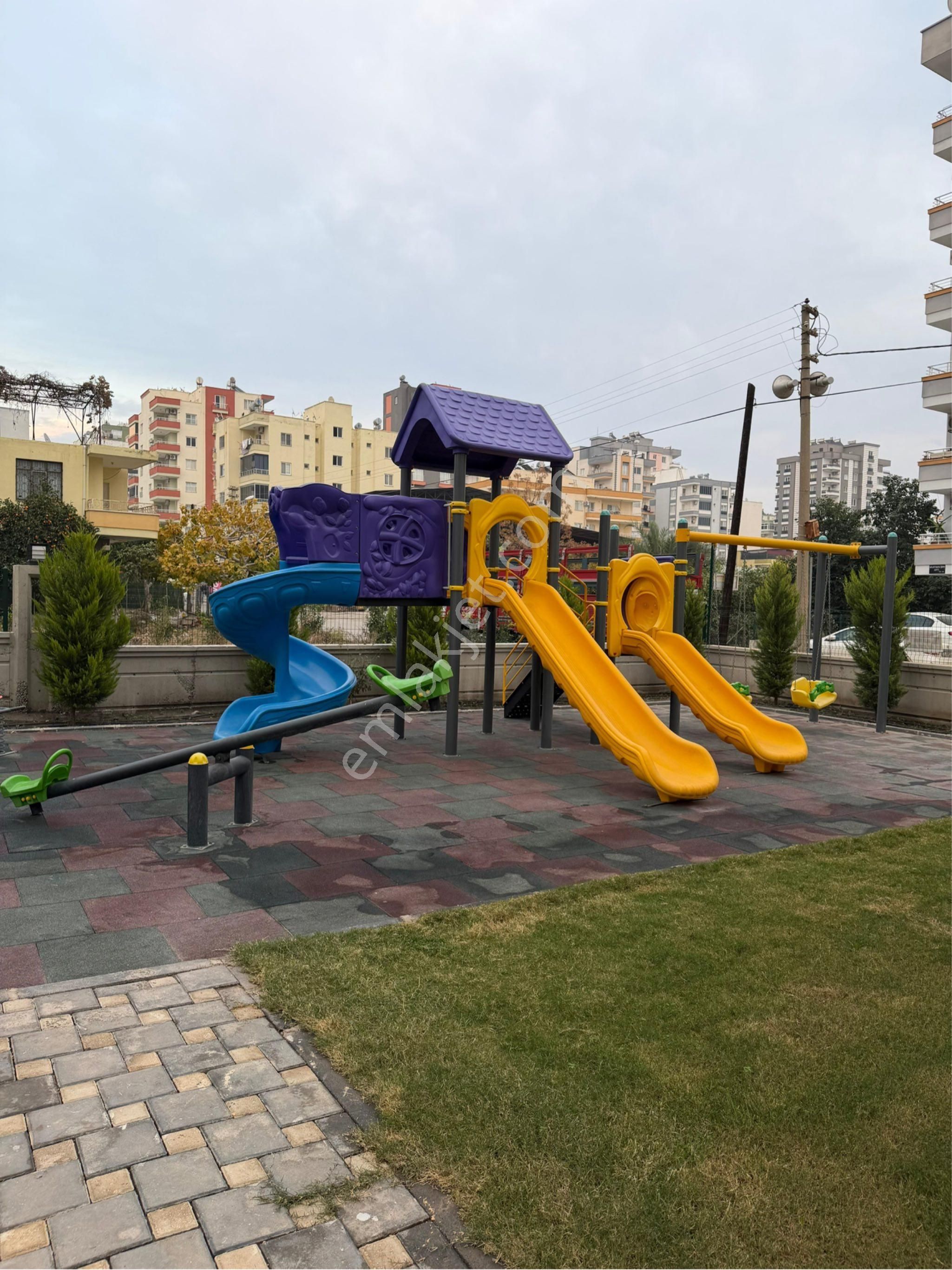 Havuzlu Saunalı Fitness Salonlu Çocuk Parklı Site İçeresinde Kiralık Daire - Görsel 3