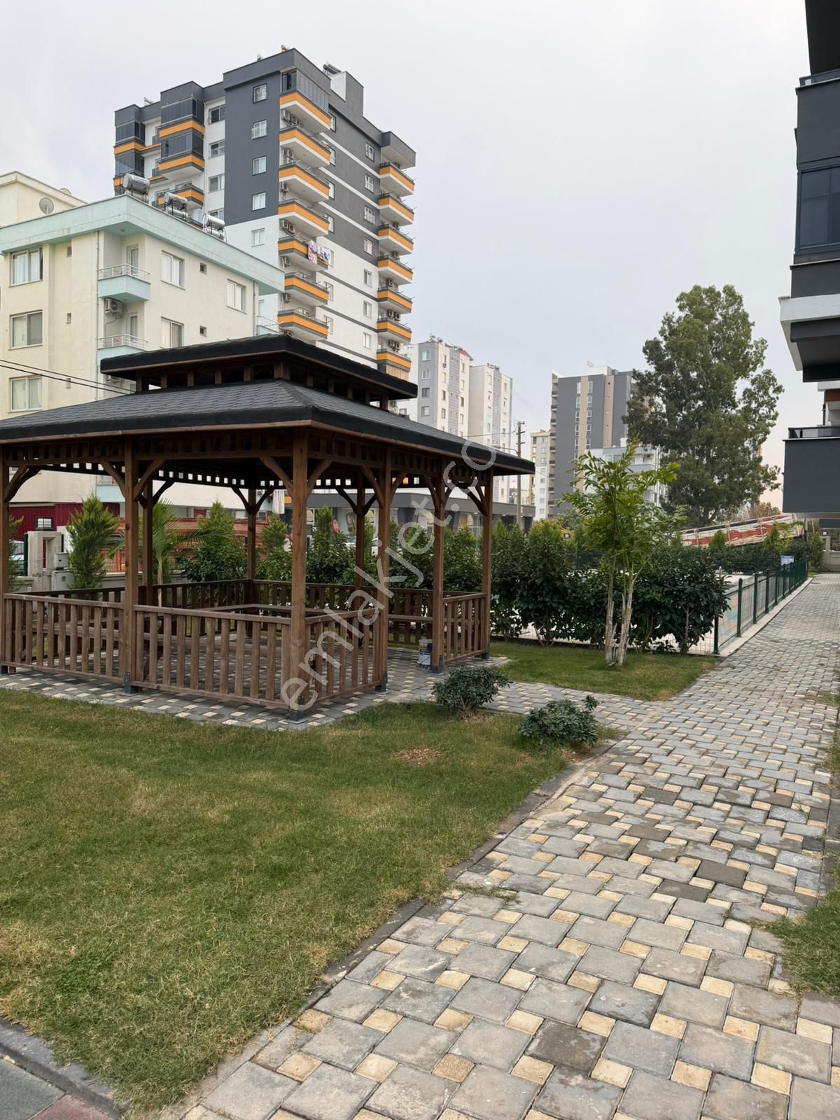Havuzlu Saunalı Fitness Salonlu Çocuk Parklı Site İçeresinde Kiralık Daire - Görsel 4
