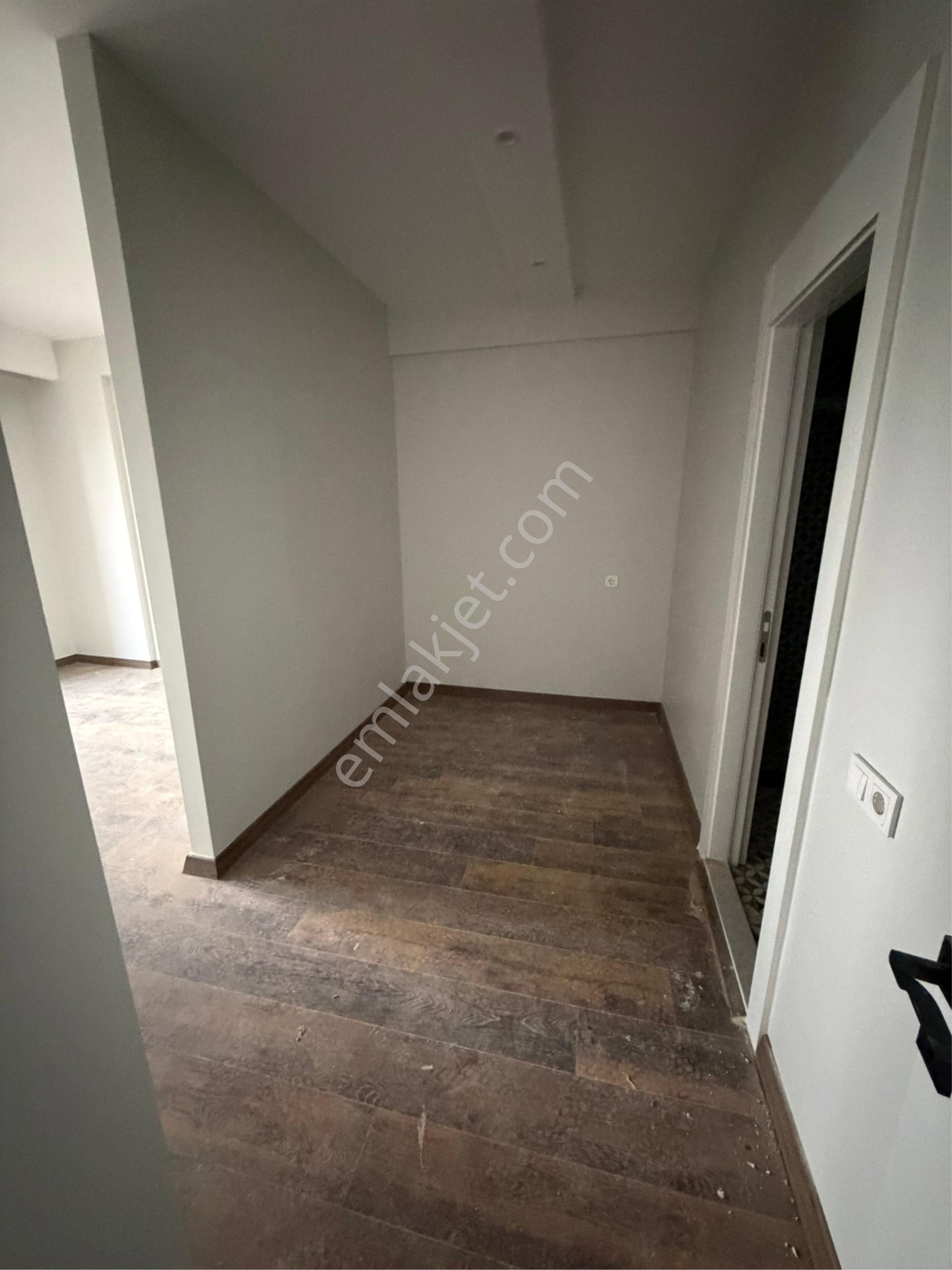 Havuzlu Saunalı Fitness Salonlu Çocuk Parklı Site İçeresinde Kiralık Daire - Görsel 18