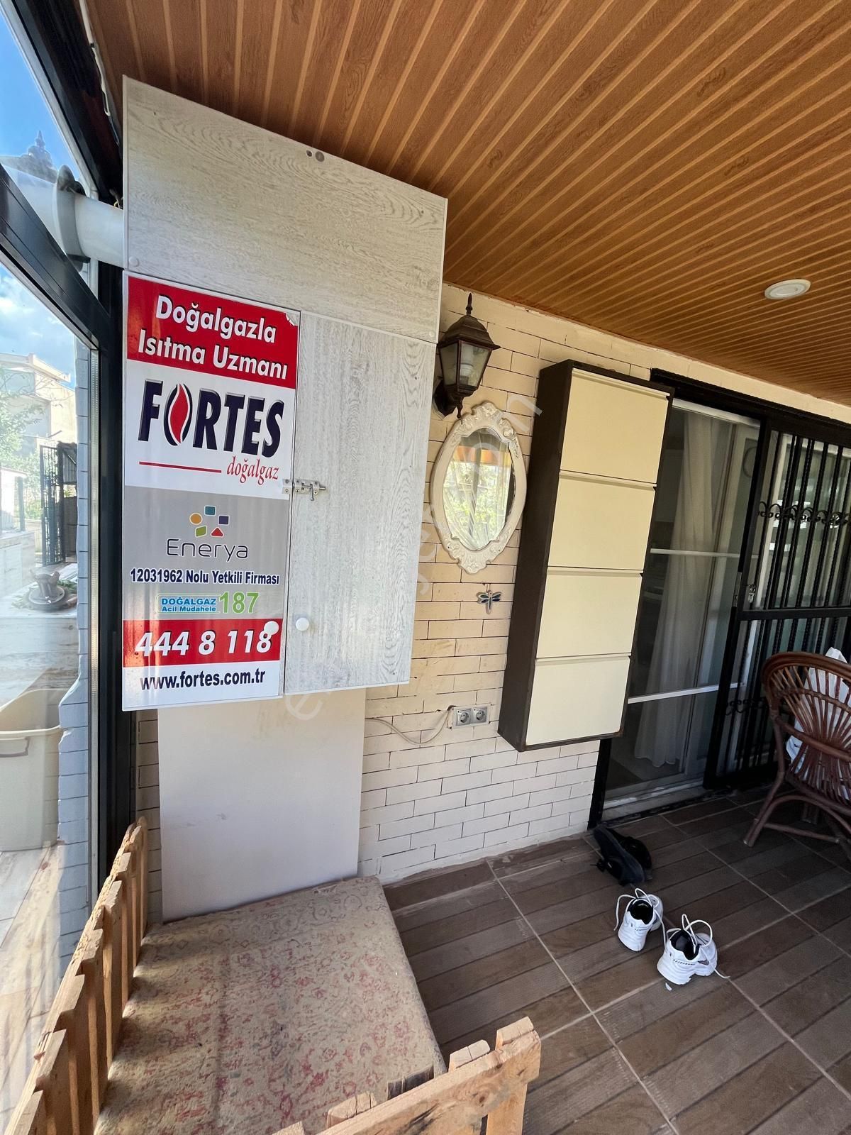 Kuşadası Long Beachde Doğalgazlı Havuzlu Sitede Müstakil Bahçeli 2+1 Bahçe Katı Eşyalı Yazlık Daire - Görsel 12