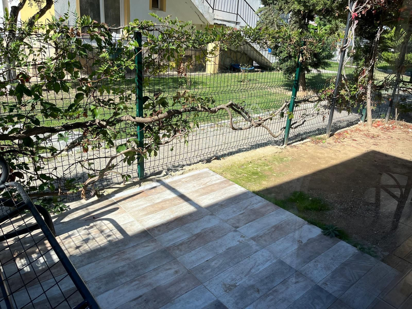 Kuşadası Long Beachde Doğalgazlı Havuzlu Sitede Müstakil Bahçeli 2+1 Bahçe Katı Eşyalı Yazlık Daire - Görsel 10