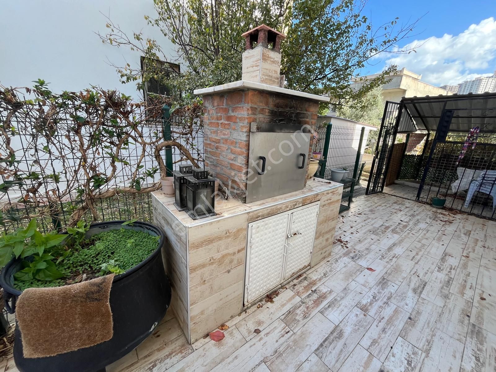 Kuşadası Long Beachde Doğalgazlı Havuzlu Sitede Müstakil Bahçeli 2+1 Bahçe Katı Eşyalı Yazlık Daire - Görsel 5