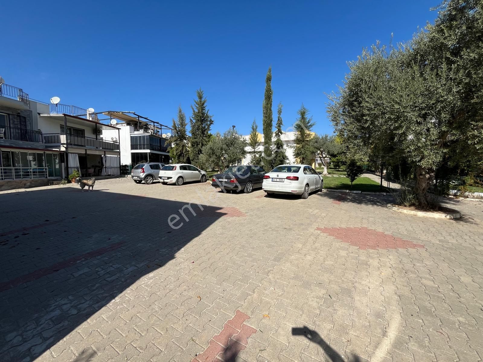 Kuşadası Long Beachde Doğalgazlı Havuzlu Sitede Müstakil Bahçeli 2+1 Bahçe Katı Eşyalı Yazlık Daire - Görsel 35