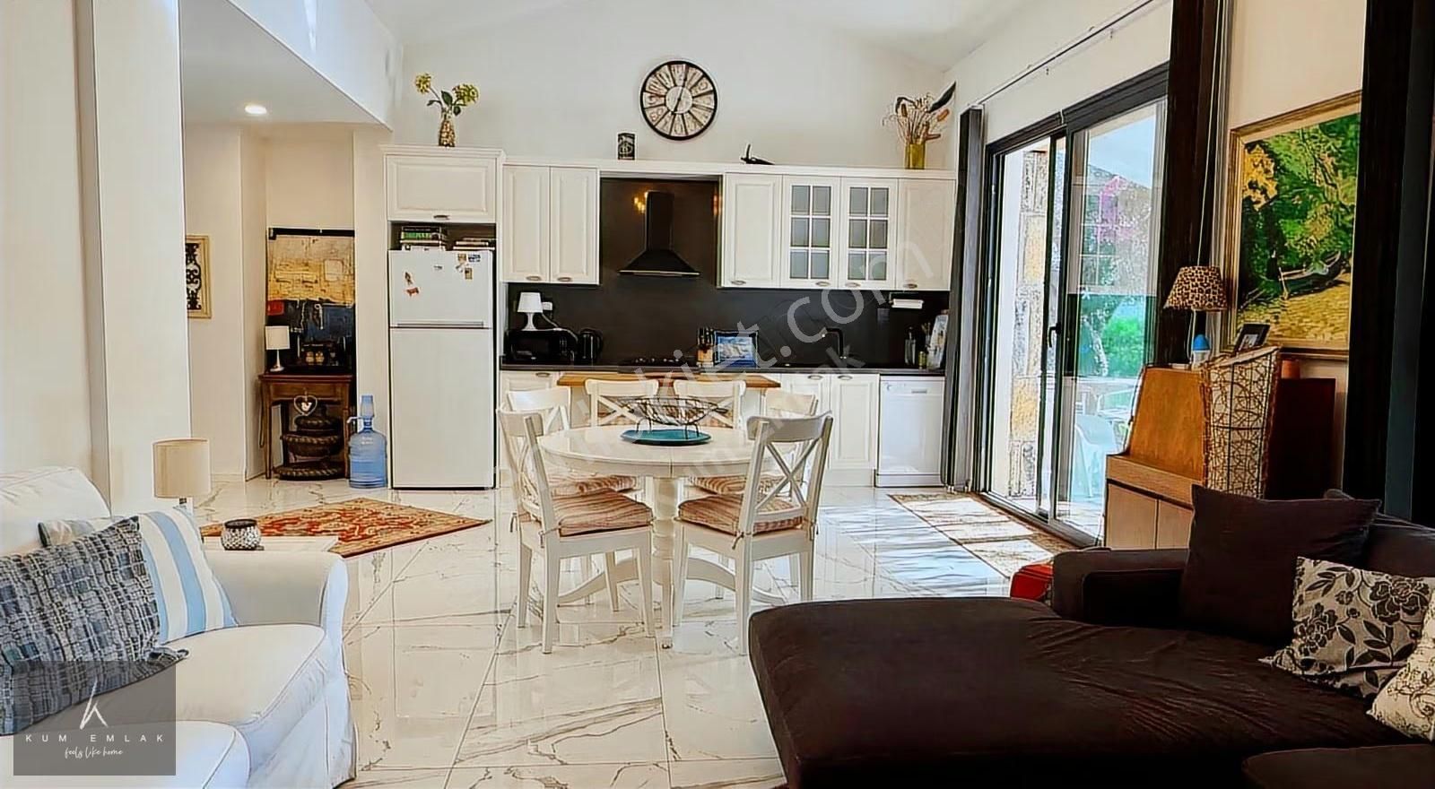 Yalıçiftlikte Doğa İçinde Tek Kat, Havuzlu Eşyalı Kiralık Villa - Görsel 12