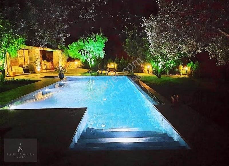 Yalıçiftlikte Doğa İçinde Tek Kat, Havuzlu Eşyalı Kiralık Villa - Görsel 4