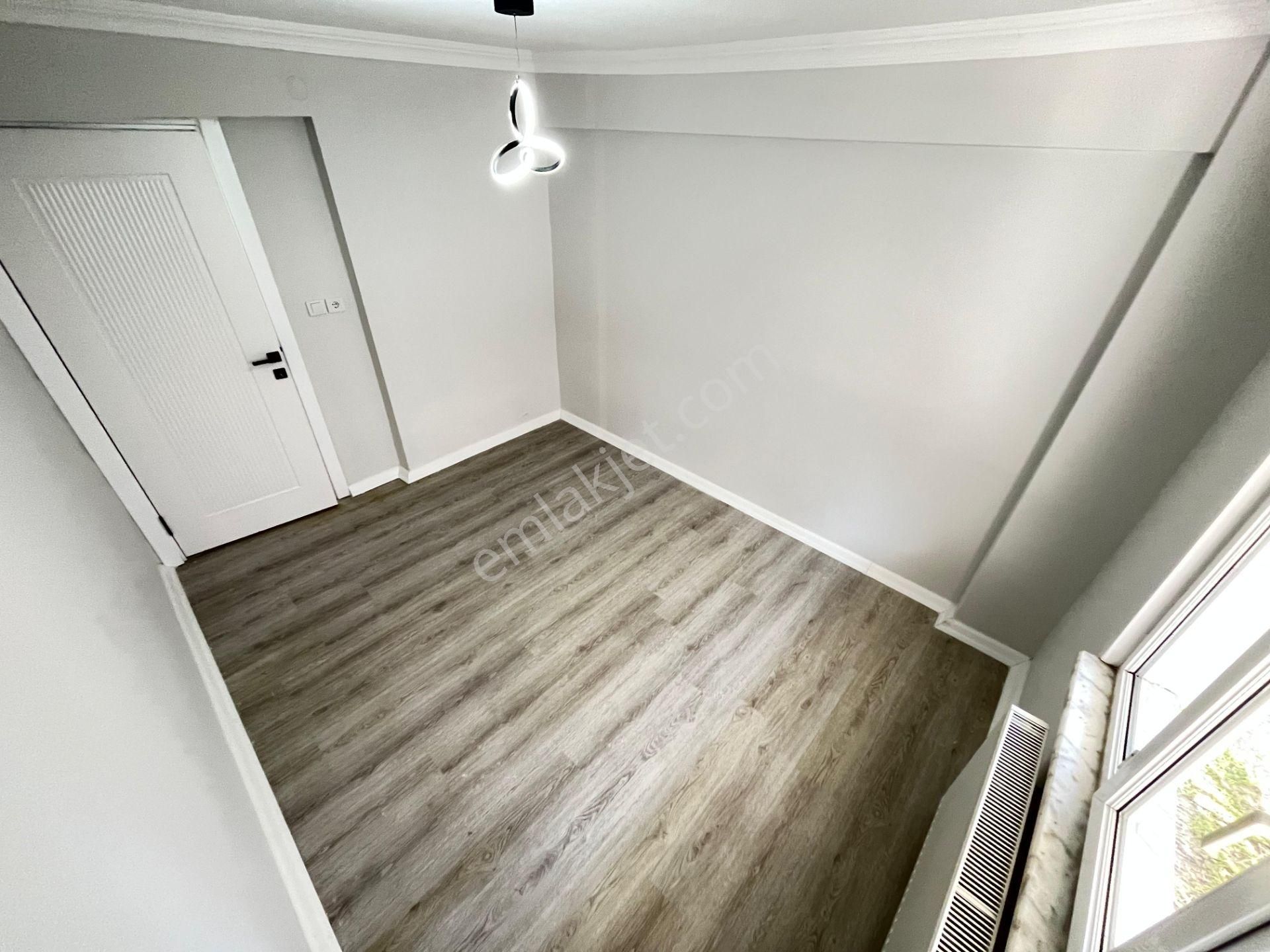 Parstan İkizçayda Modern Tasarımlı Geniş Bahçe Katı 3+1 Daire - Görsel 23