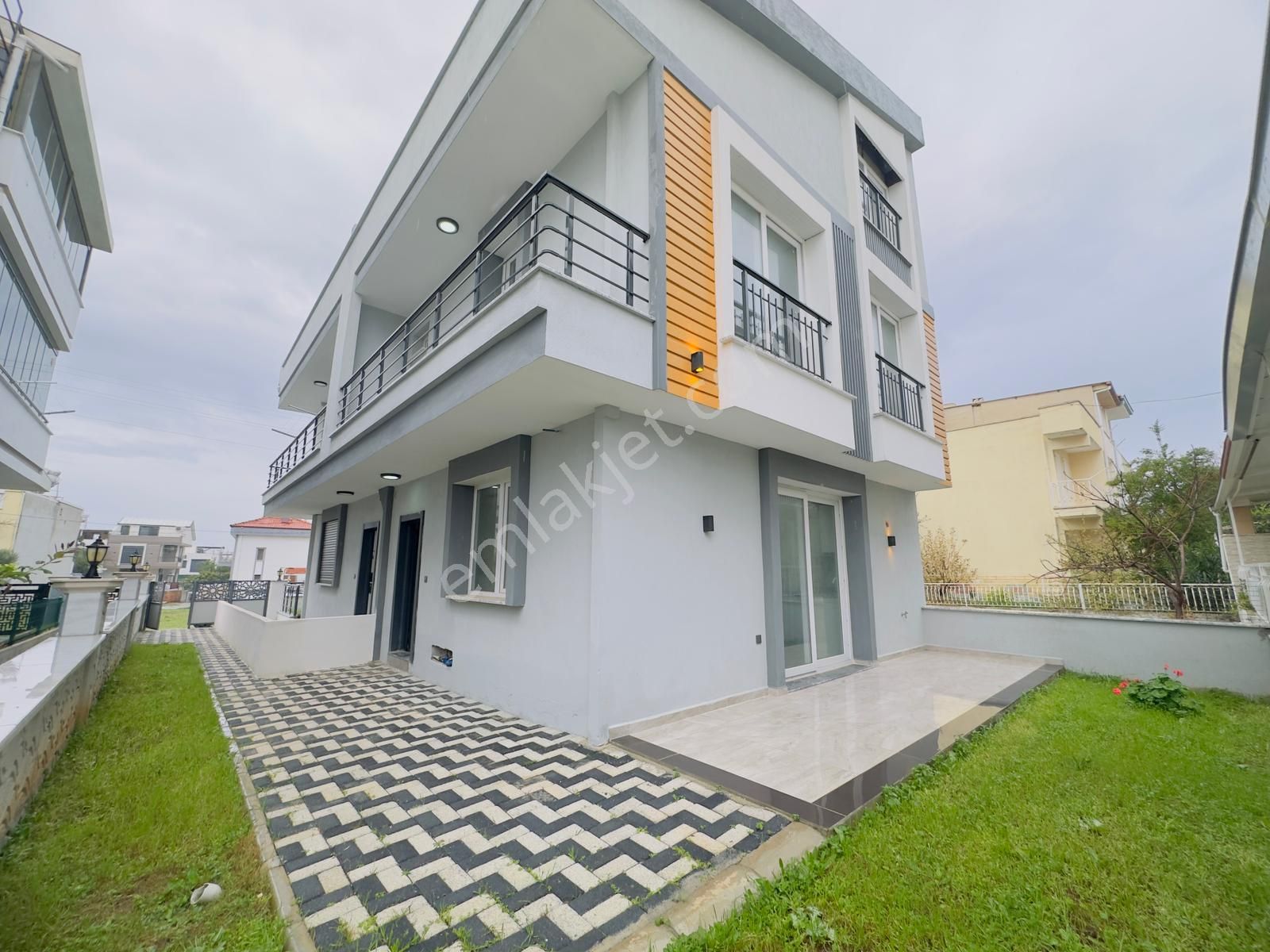 Didim Mersindere'de 3+1 Sıfır Villa