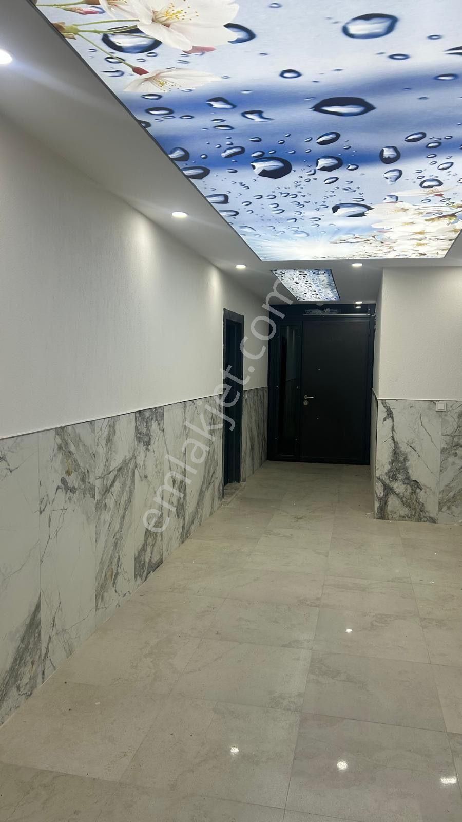 No:10 Gayrimenkul’den – Merkezi Konum, Cadde Üstü, Ara Kat 2+1 Kapalı Mutfak • Kiralık - Görsel 7