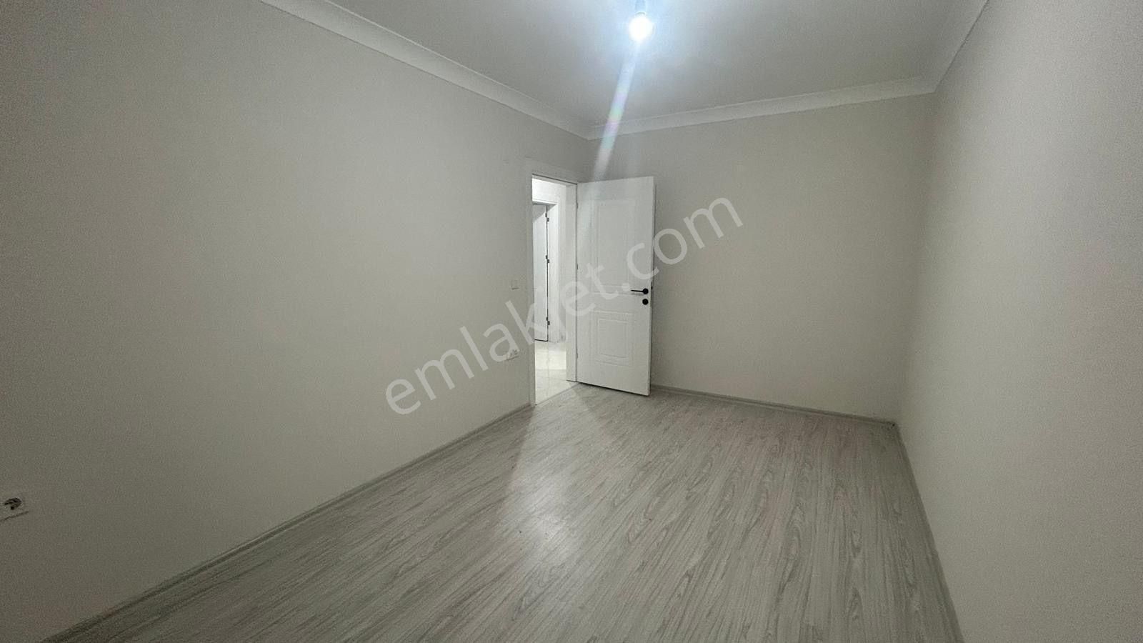 No:10 Gayrimenkul’den – Merkezi Konum, Cadde Üstü, Ara Kat 2+1 Kapalı Mutfak • Kiralık - Görsel 20