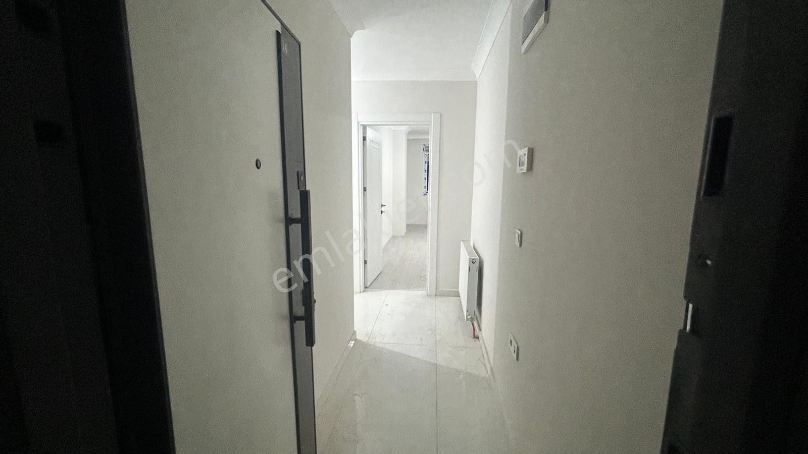 No:10 Gayrimenkul’den – Merkezi Konum, Cadde Üstü, Ara Kat 2+1 Kapalı Mutfak • Kiralık - Görsel 19