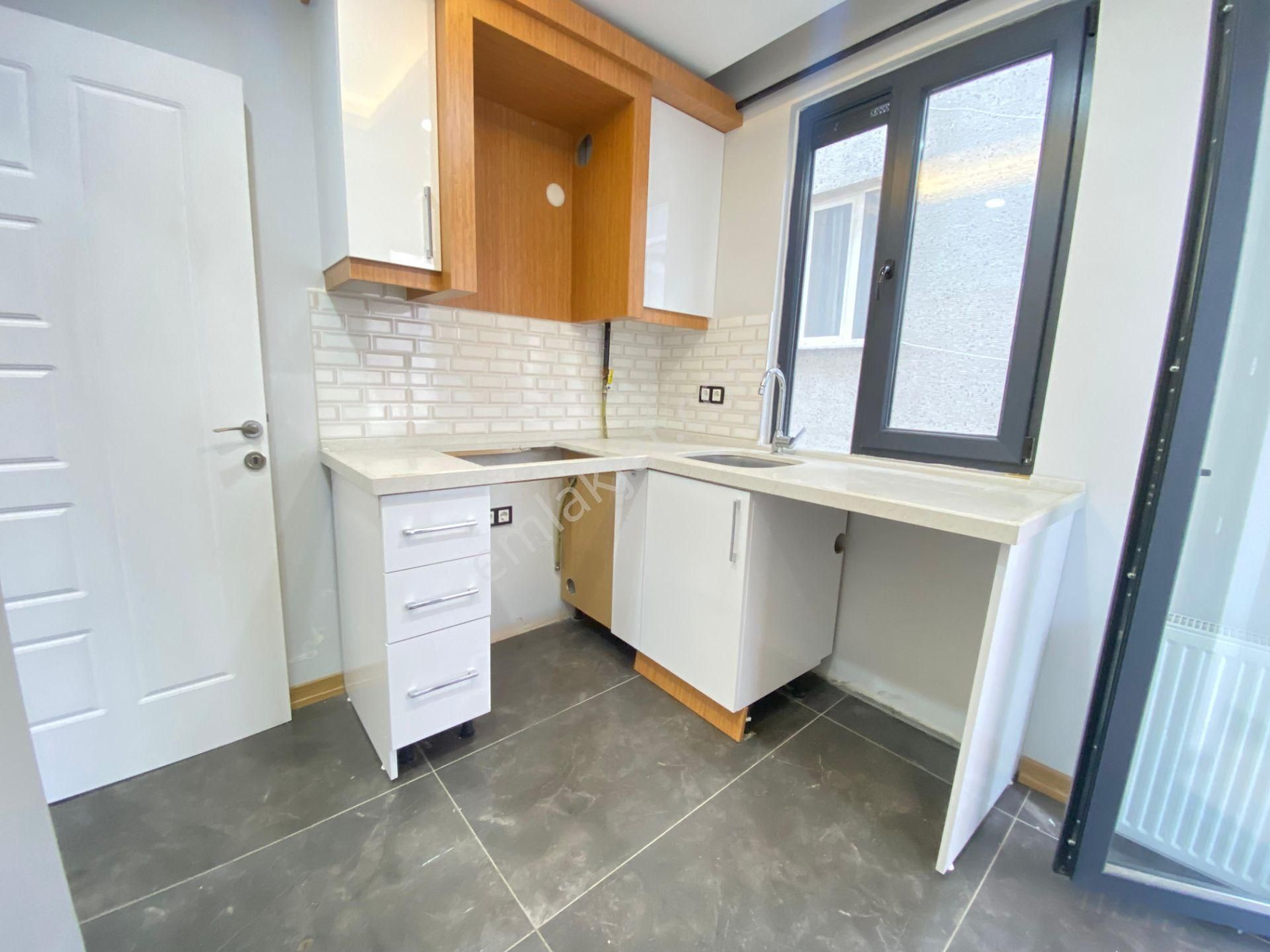 Pegaas'tan Yeni Binada Metrobüse Yakın 2+1 Arakat Kiralık Daire* - Görsel 10